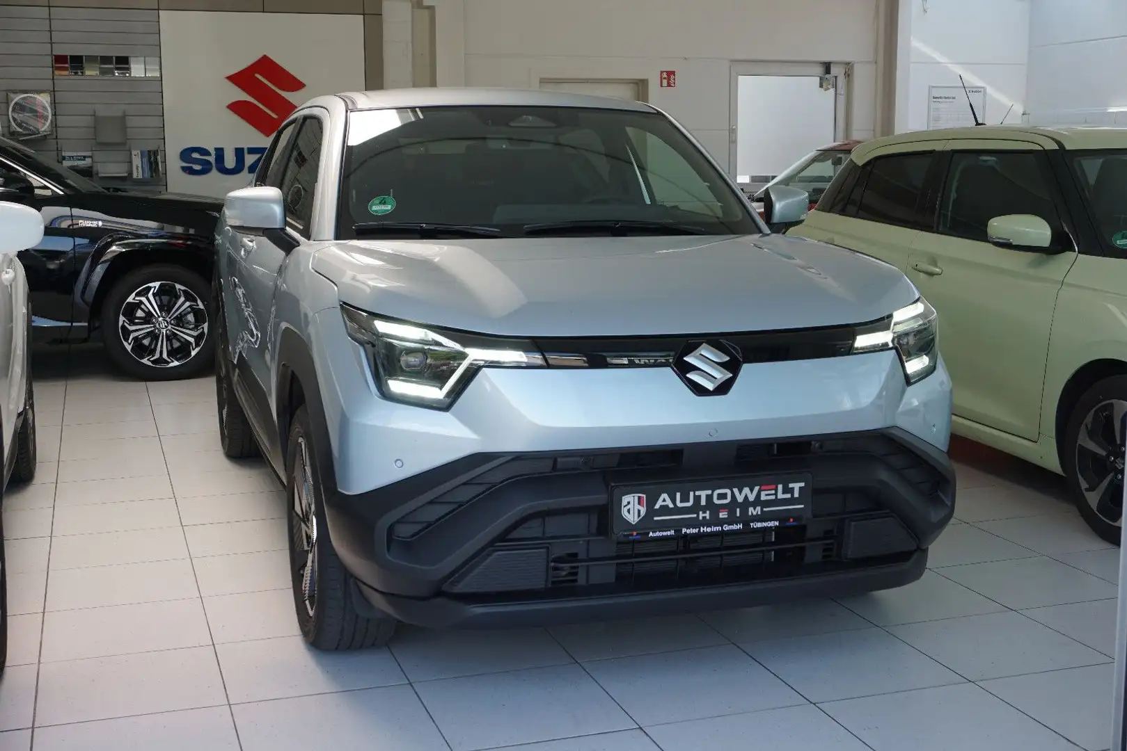 Suzuki Sonstige e Vitara*8 Jahre Garantie* Wärmepumpe*Allgrip-e Silber - 2