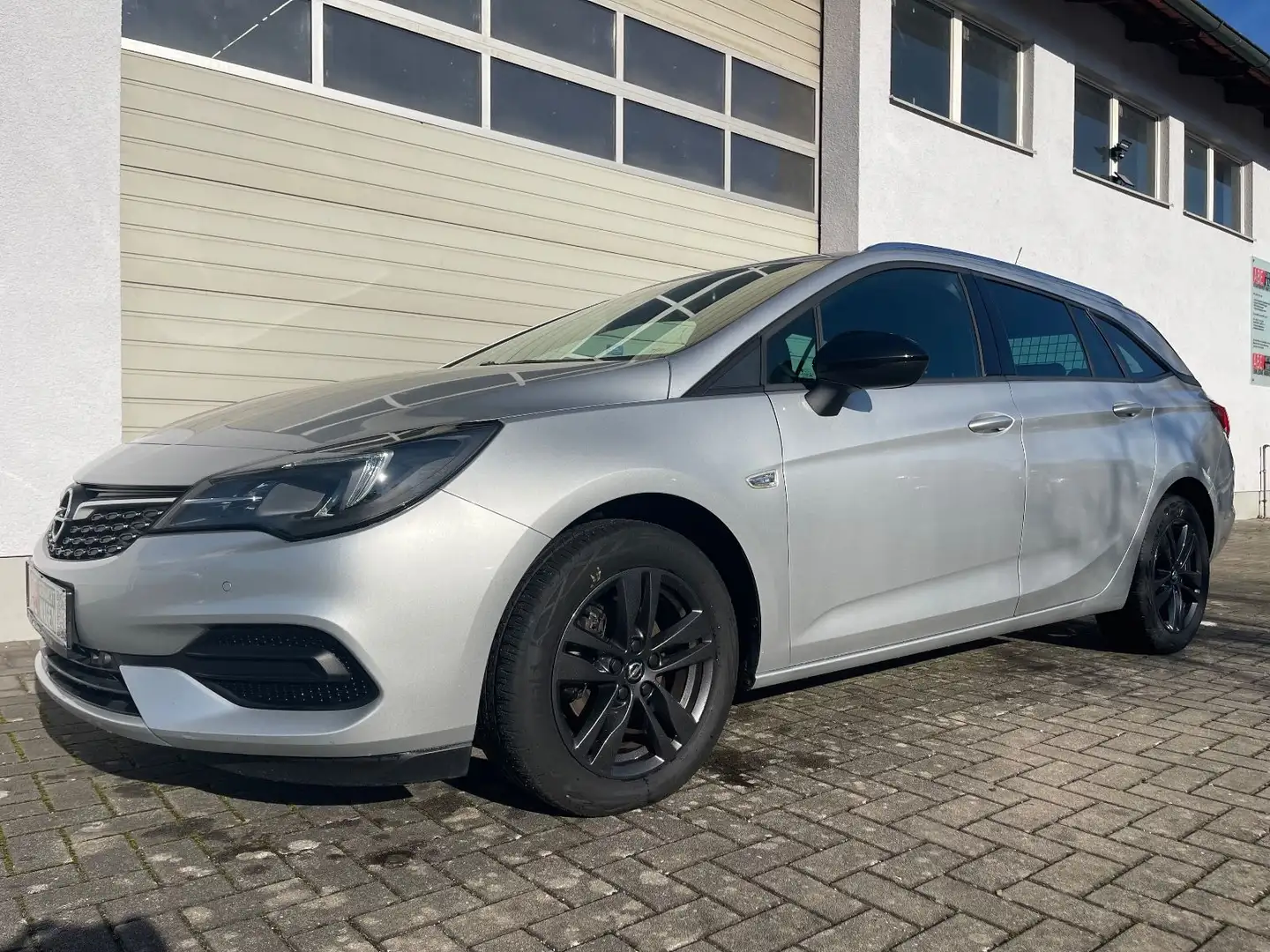 Opel Astra K Sports Tourer 1.5D Opel 2020 LED Kamera Silber - 1
