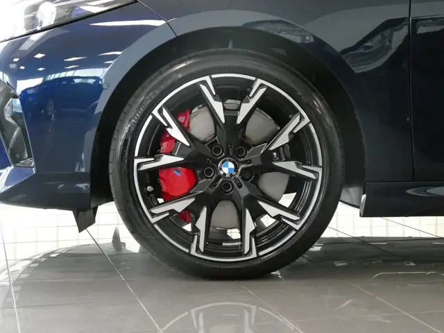 BMW 123 i xDrive Ansicht 4