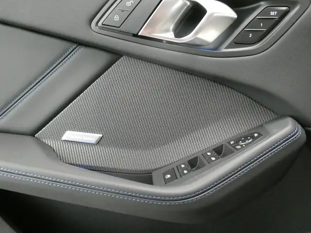 BMW 123 i xDrive Ansicht 11