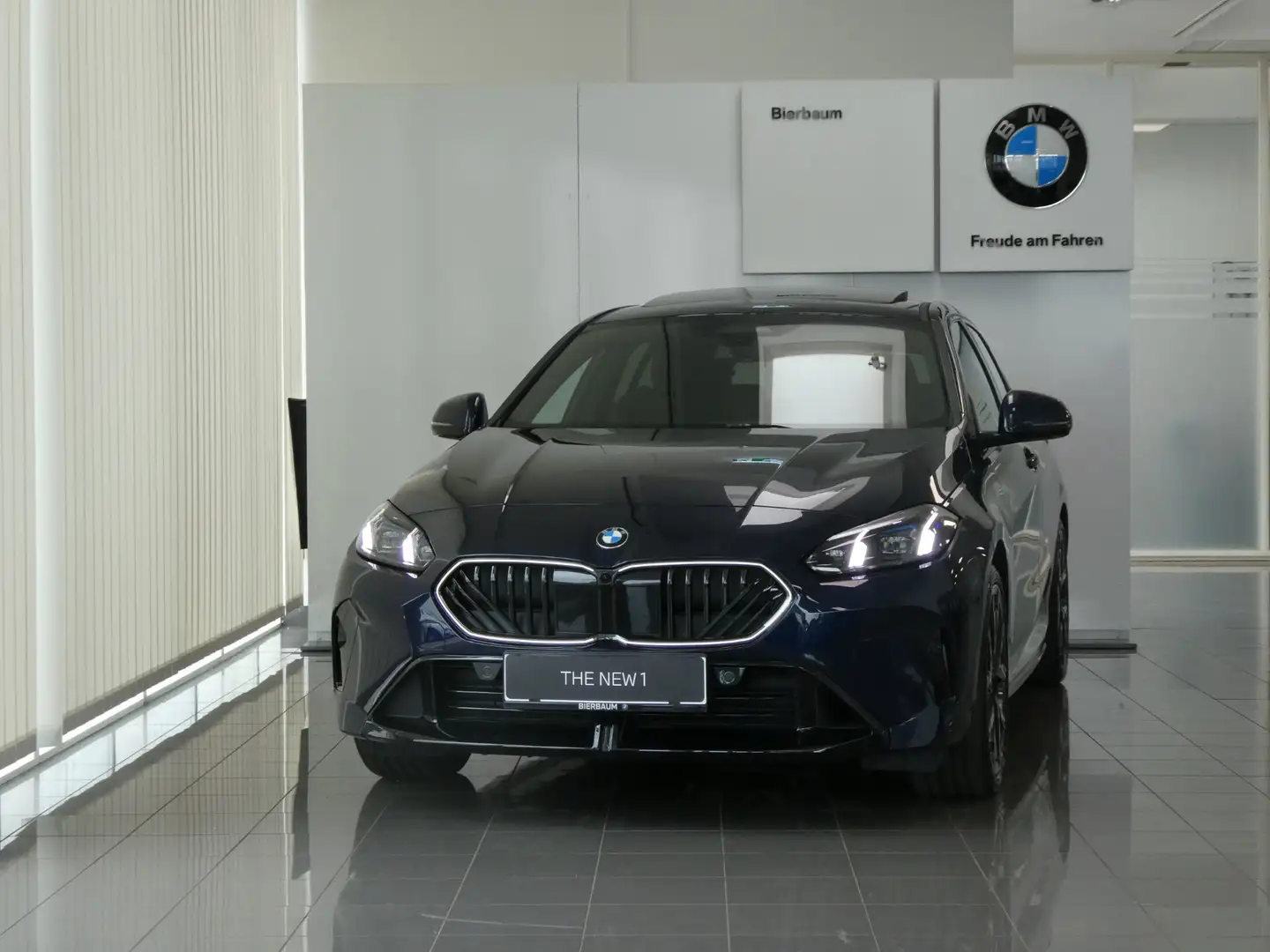 BMW 123 i xDrive Blau - 2