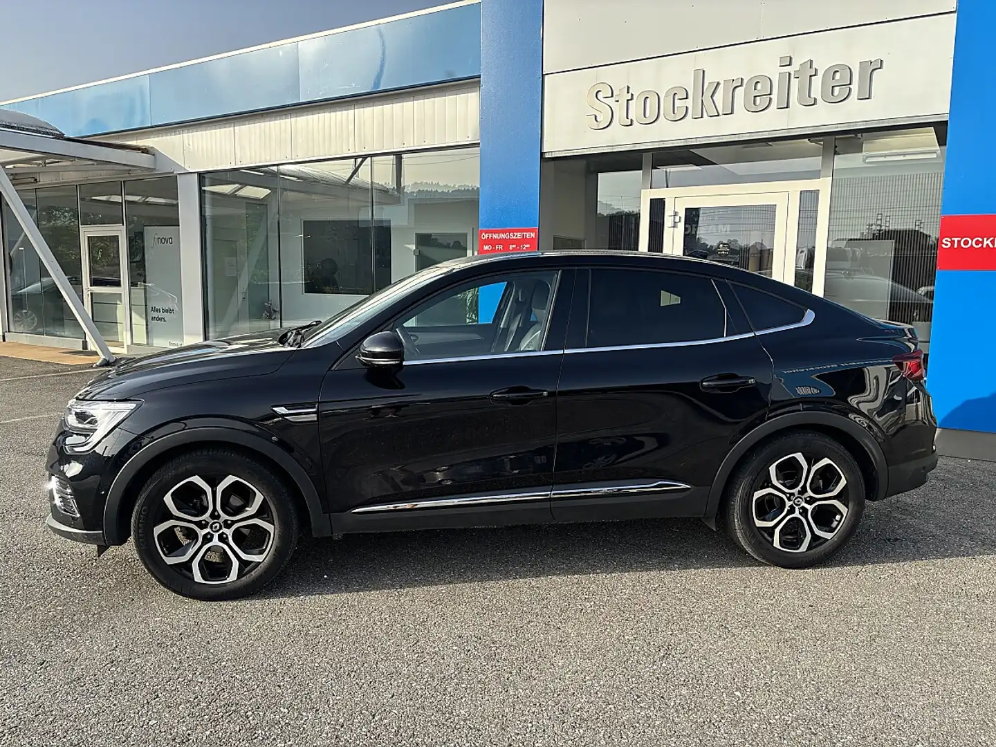 Renault Arkana TCe 140 EDC PF Intens Aut. Schwarz - 2