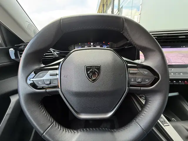 Peugeot 308 view 12