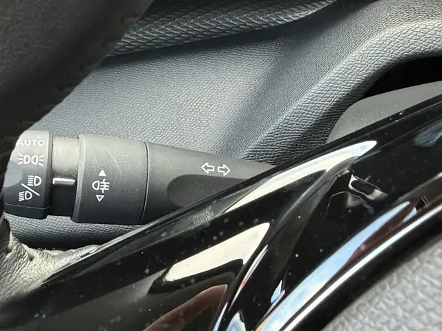 Peugeot 308 view 9