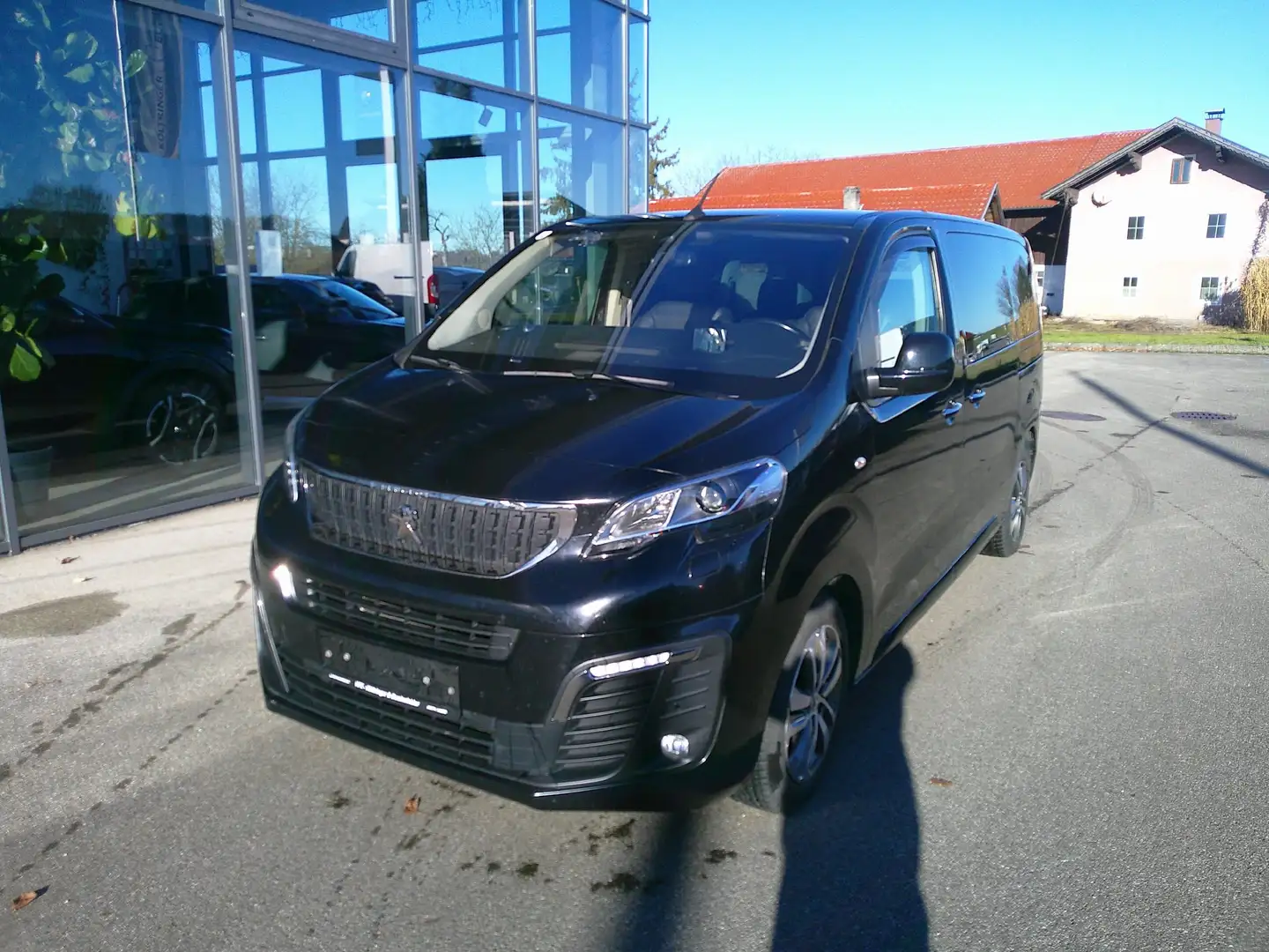 Peugeot Traveller Business VIP L2 B-HDI 180 S&S EAT6 Schwarz - 1