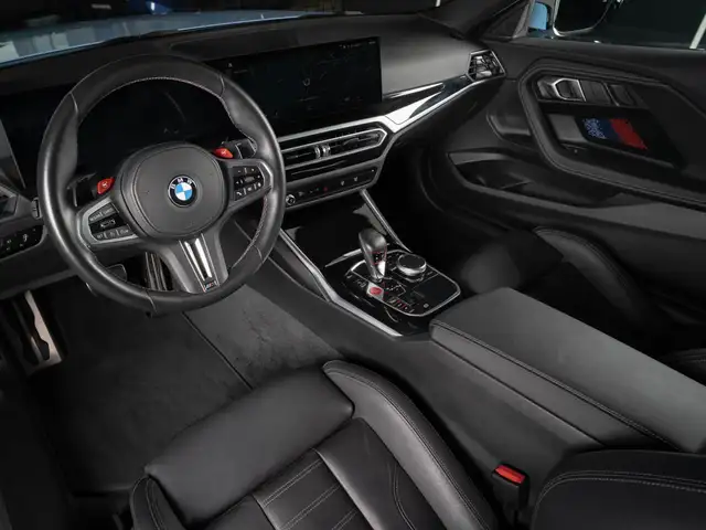 BMW M2 view 10