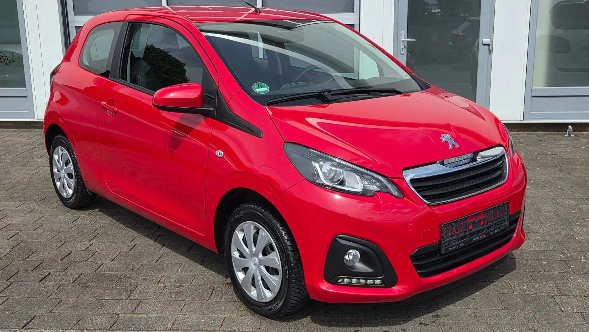 Peugeot 108 Active Červená - 2
