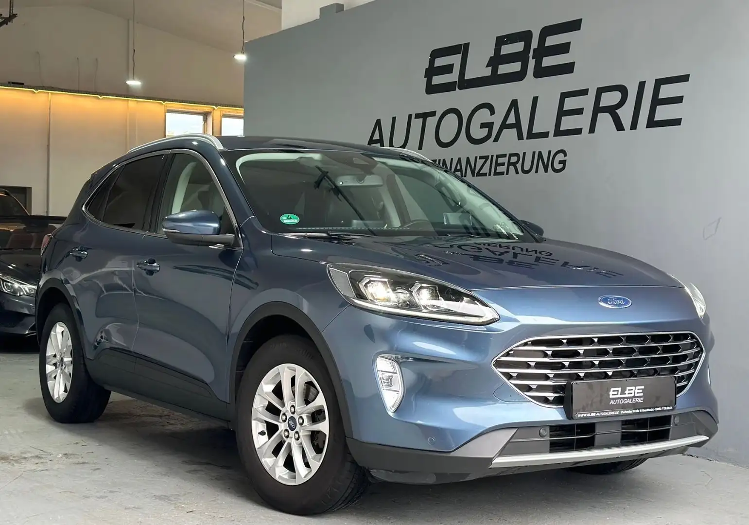 Ford Kuga 1.5 EcoBlue Aut. Titanium X Voll EURO6 Blauw - 1