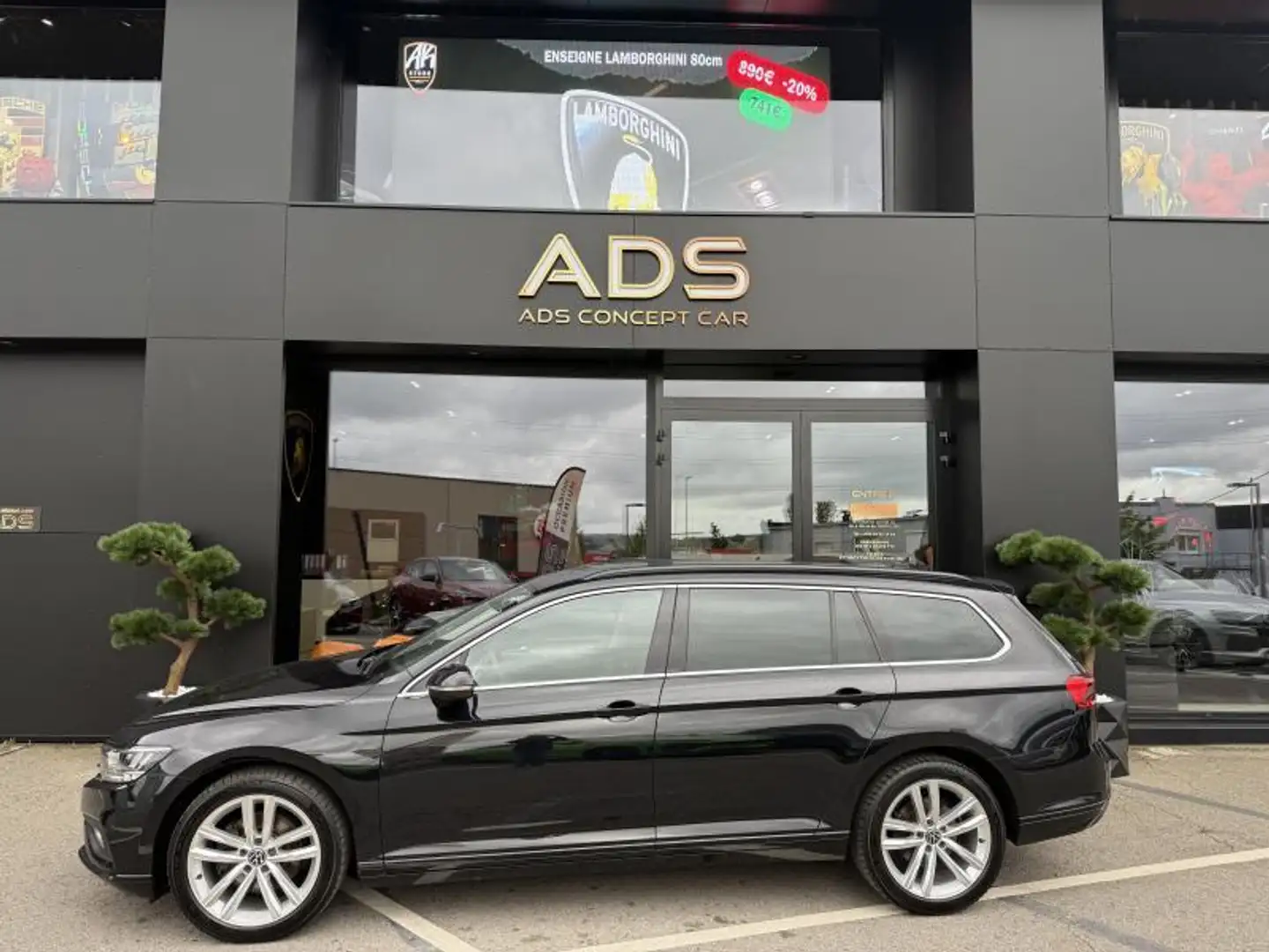 Volkswagen Passat Variant Business 4 Motion Negru - 2