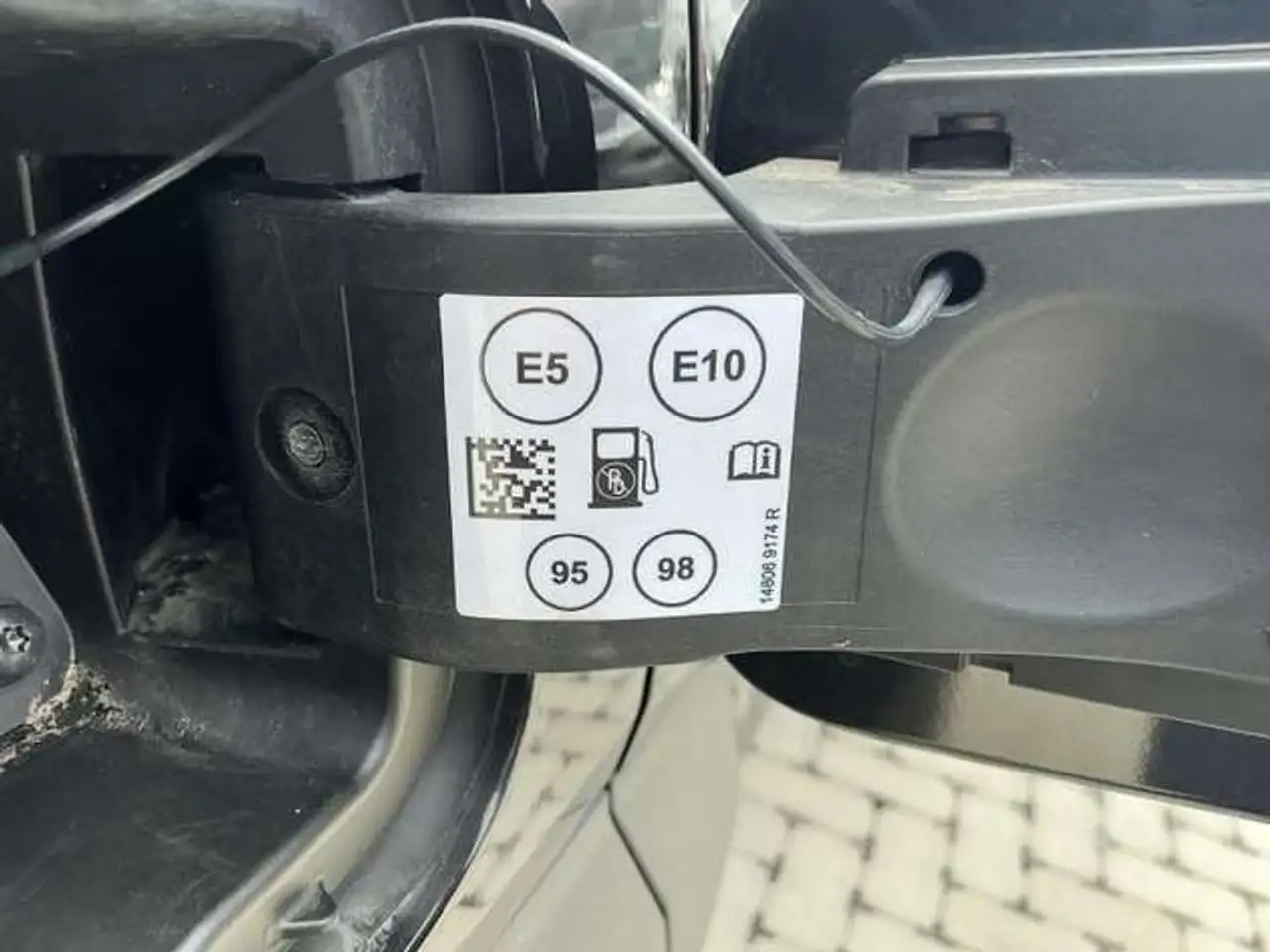 Dacia Duster — photo 11