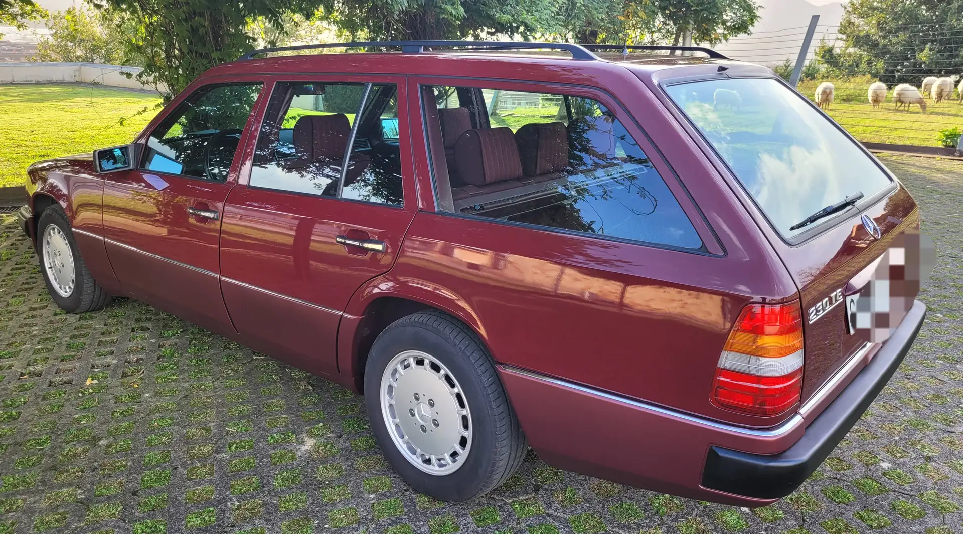 Mercedes-Benz E 230 230TE FAMILIAR W124 1991 Burdeos - 1