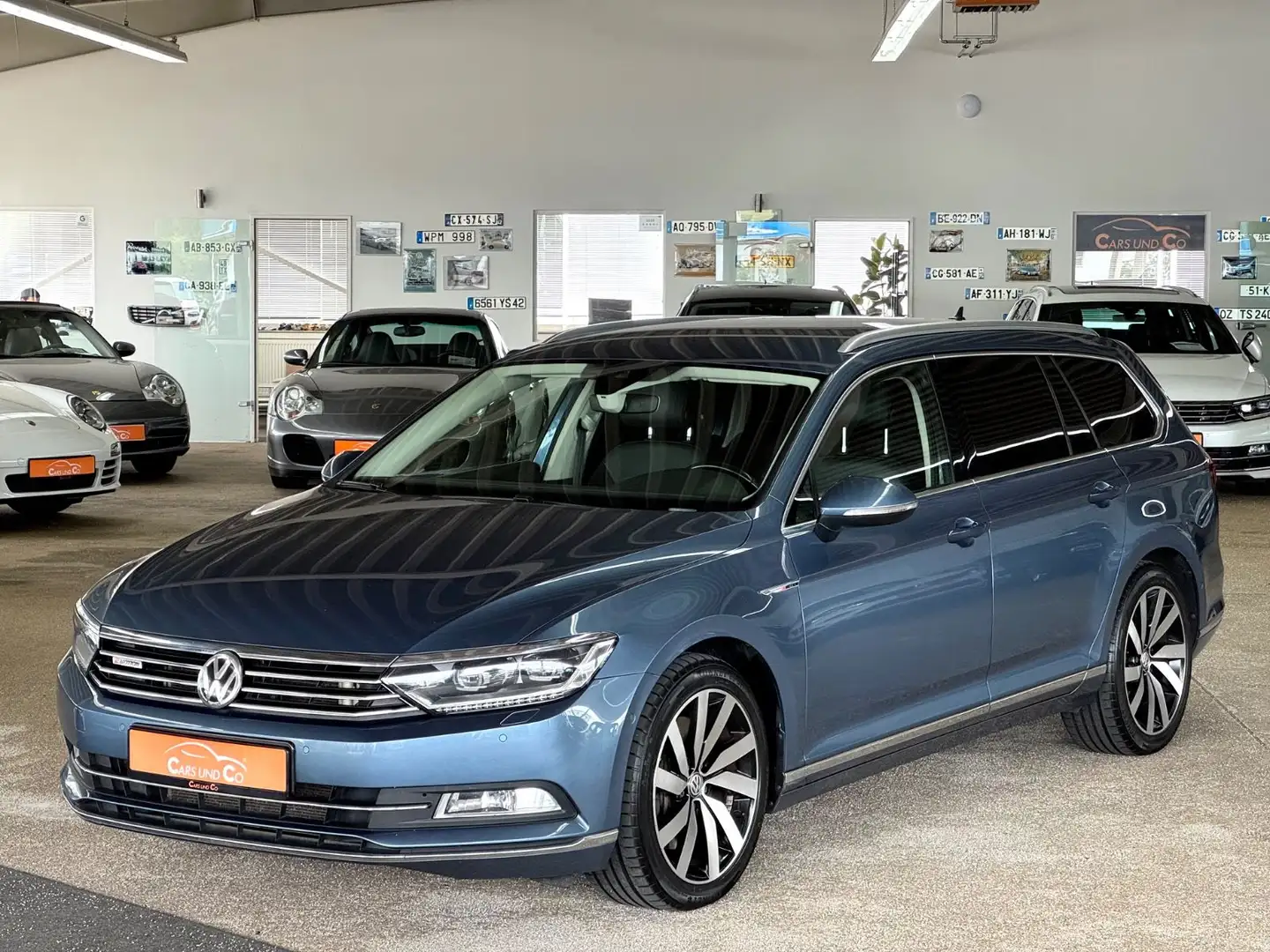 Volkswagen Passat Variant Passat 2.0 TDI Variant  4M *AHK*SHZ*NAV*LED*ACC* Azul - 1