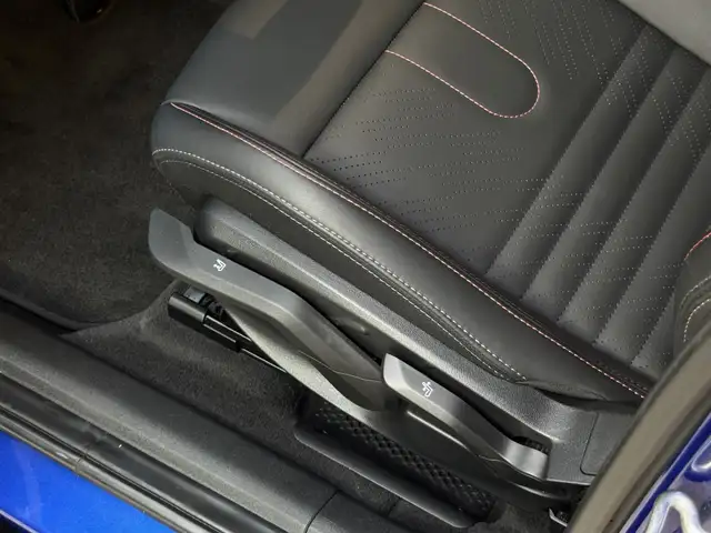 Mini Hatch view 15