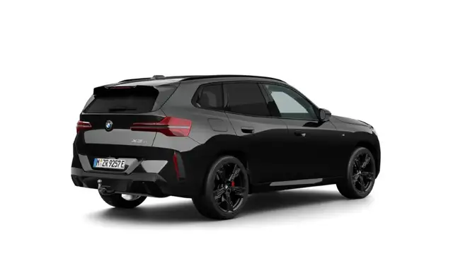 BMW X3 view 3