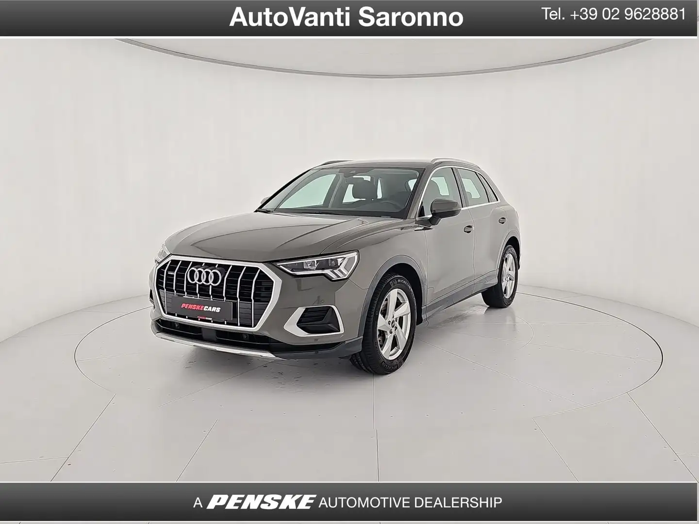 Audi Q3 35 TDI quattro S tronic Business Advanced Grijs - 1