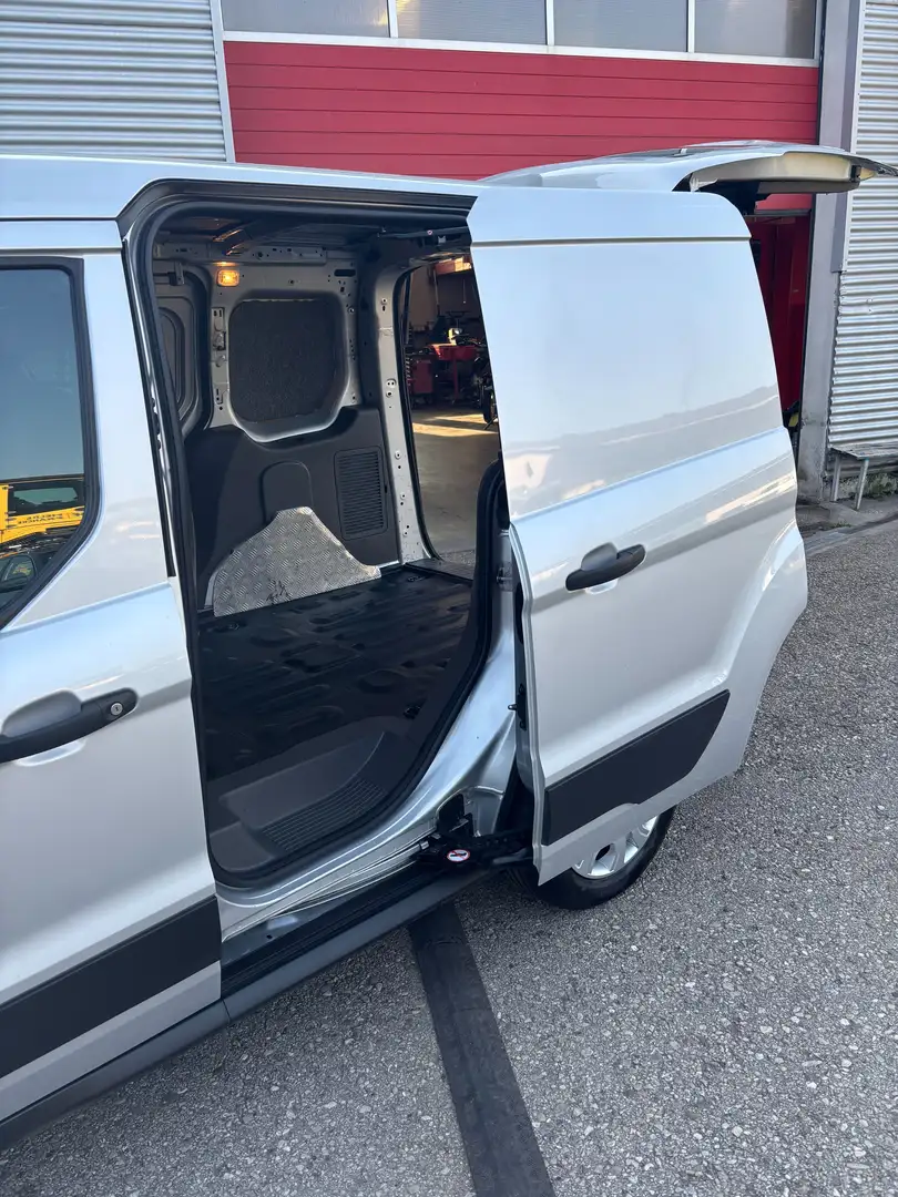 Ford Transit Connect 240 2 Schiebe Navi Tempo klappe Silber - 1
