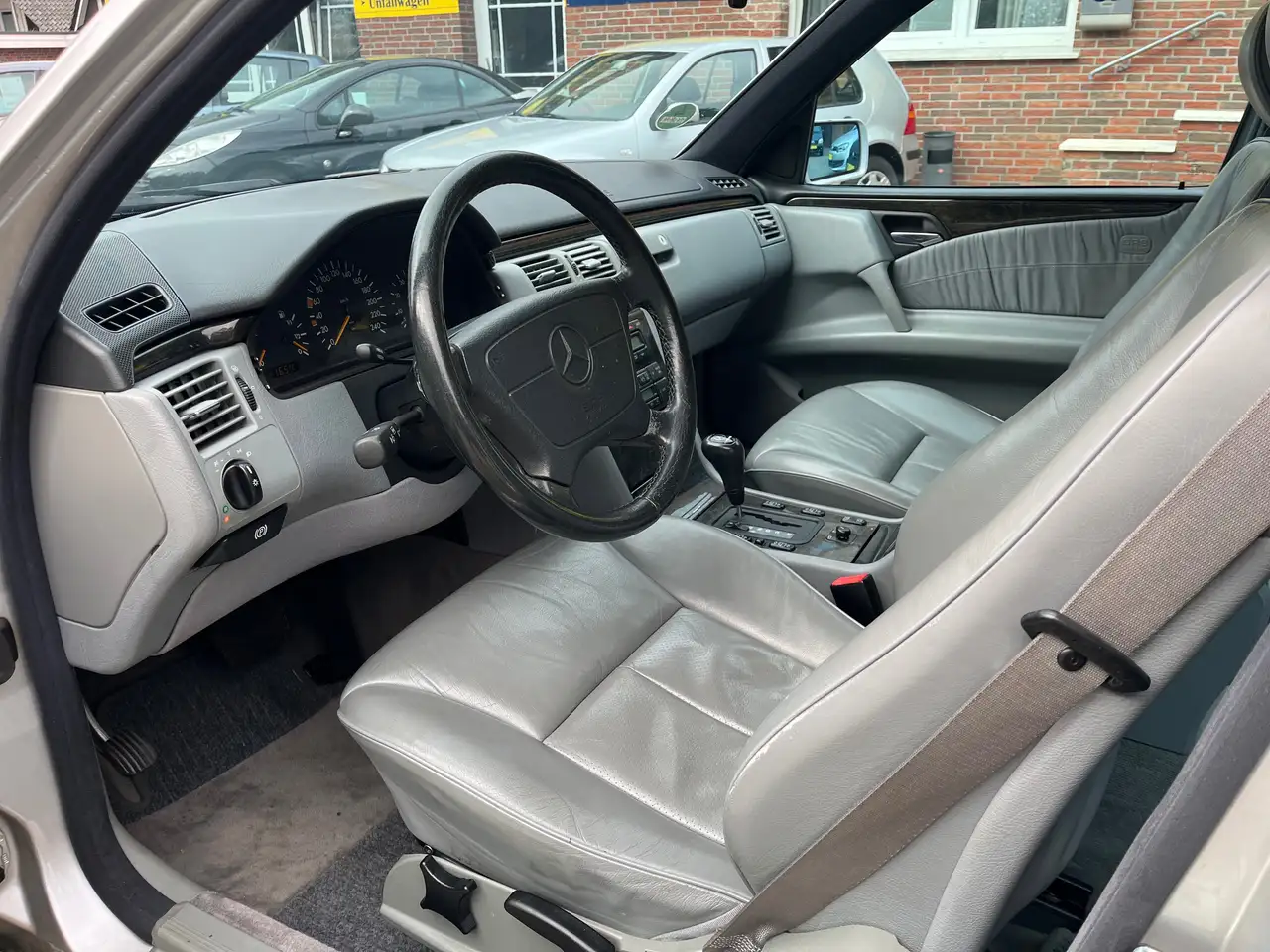 Mercedes-Benz E 230 E-Klasse Avantgarde Sitzheizung AHK Automatik, foto 8