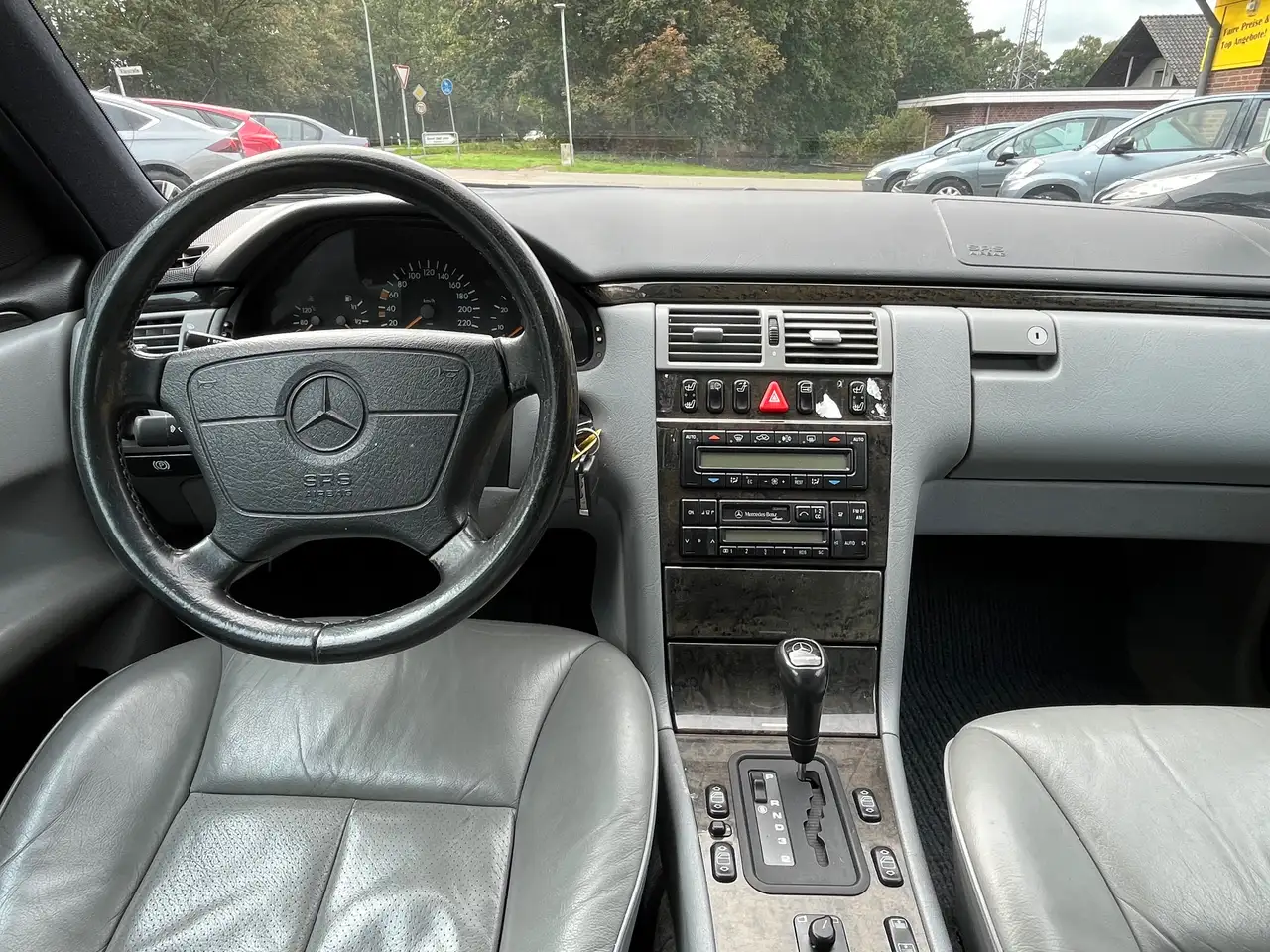 Mercedes-Benz E 230 E-Klasse Avantgarde Sitzheizung AHK Automatik, foto 7
