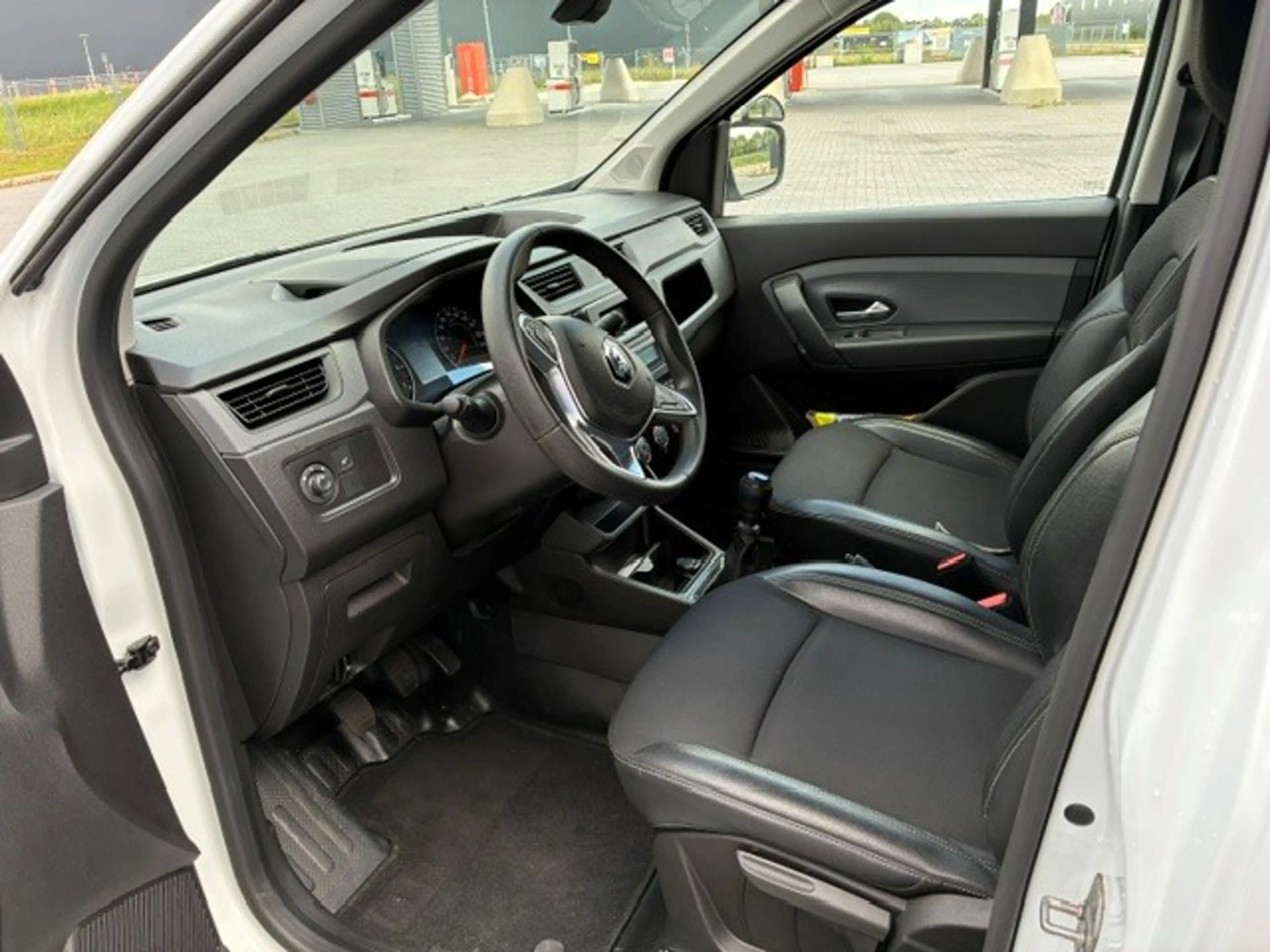 Renault Express Van 1.5 Blue dCi 95pk Comfort — photo 9