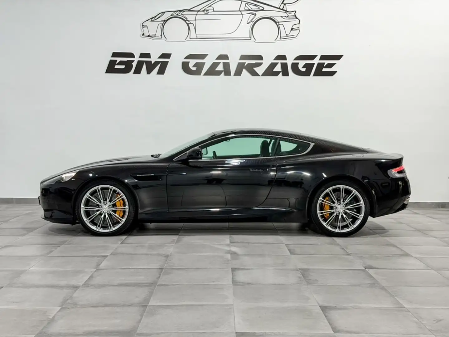 Aston Martin Virage V12 - 2