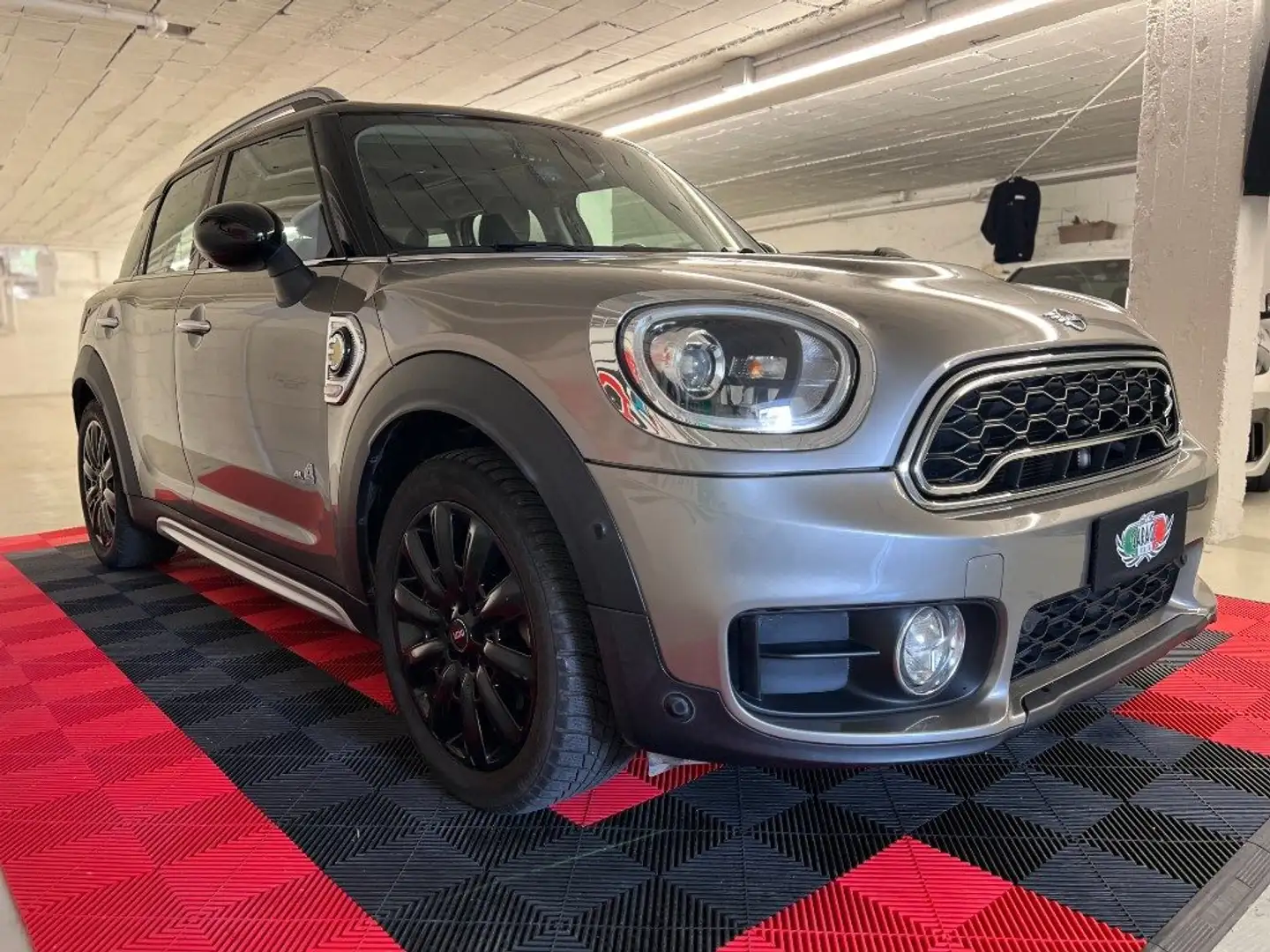MINI One Countryman AUTO SU ORDINAZI Grigio - 2