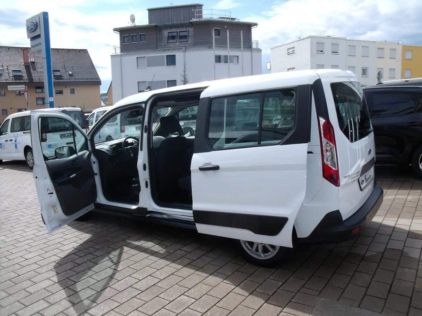 Ford Grand Tourneo Connect Trend Weiß - 2