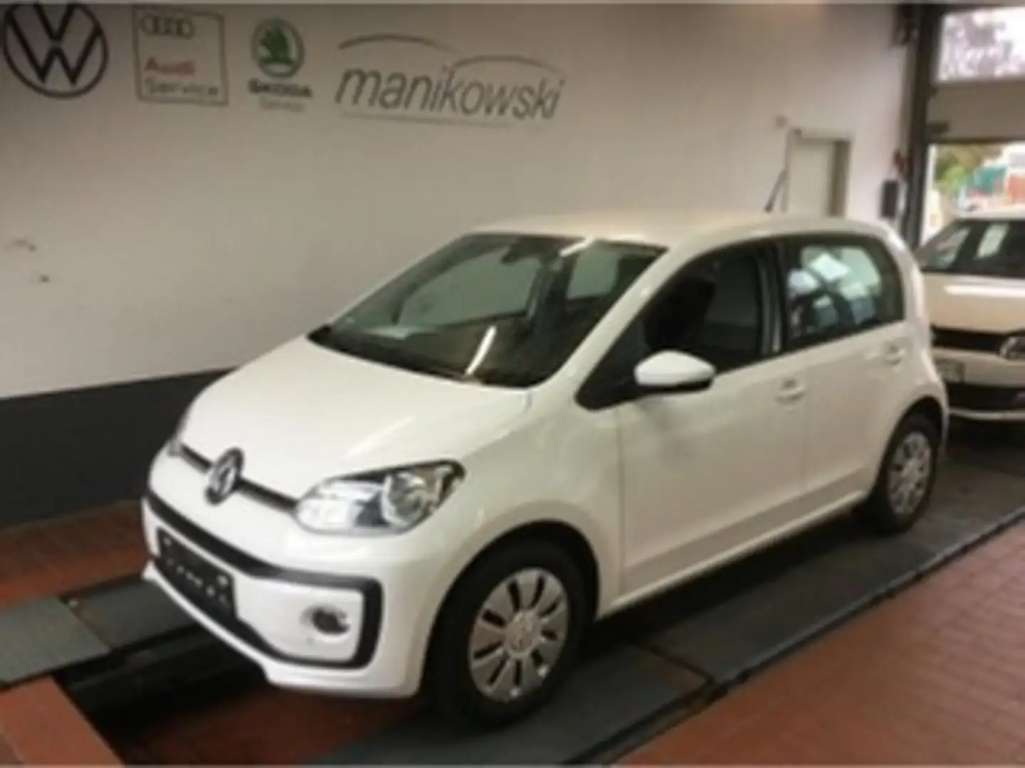 Volkswagen up! 1.0 *move up!*Klima+GJR+GRA+Stzhzg+Radio+ Weiß - 1