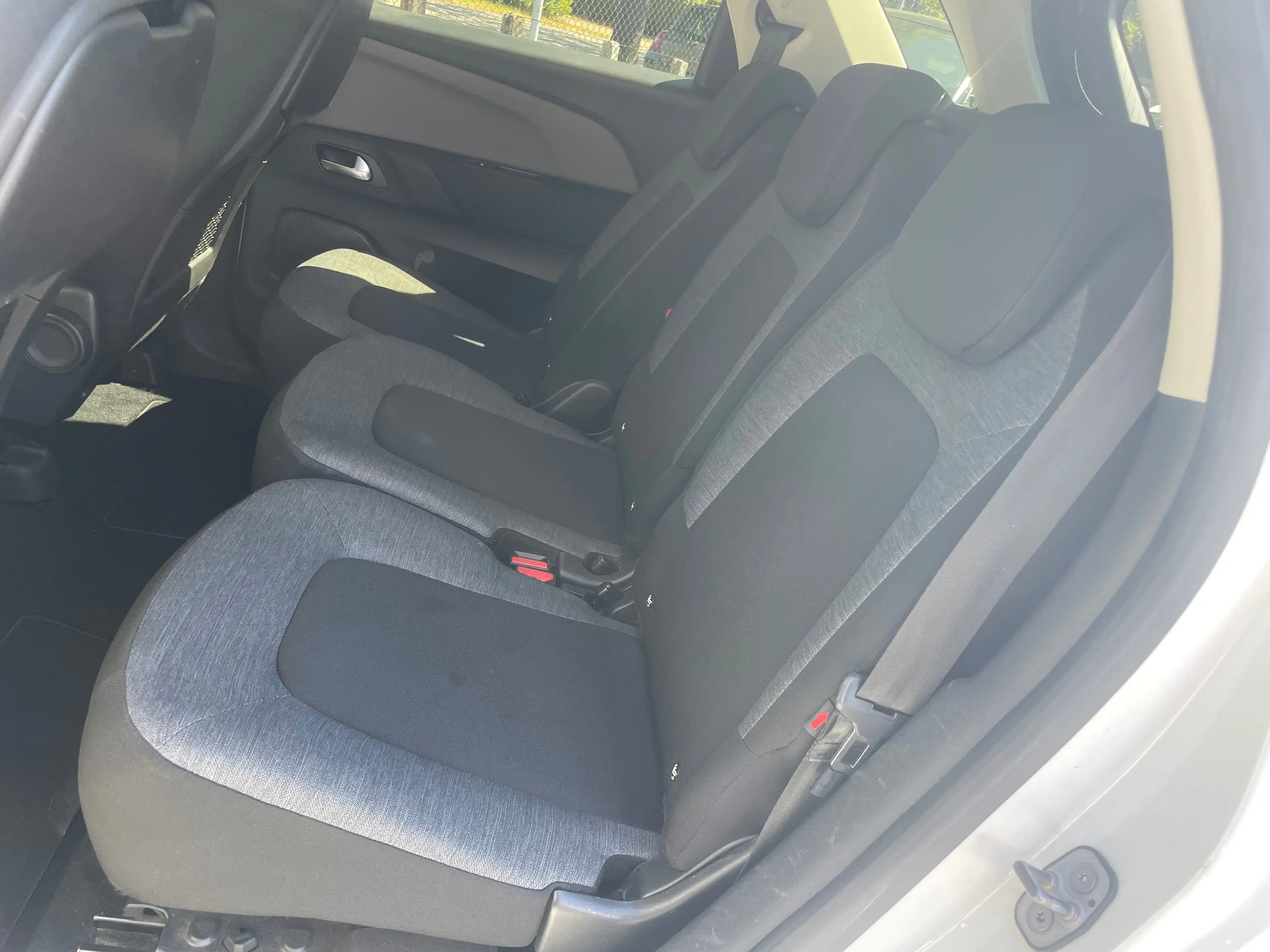 Citroen C4 SpaceTourer C4 Spacetourer 1.5 HDi Feel Navi Euro 6d Garantie — photo 11