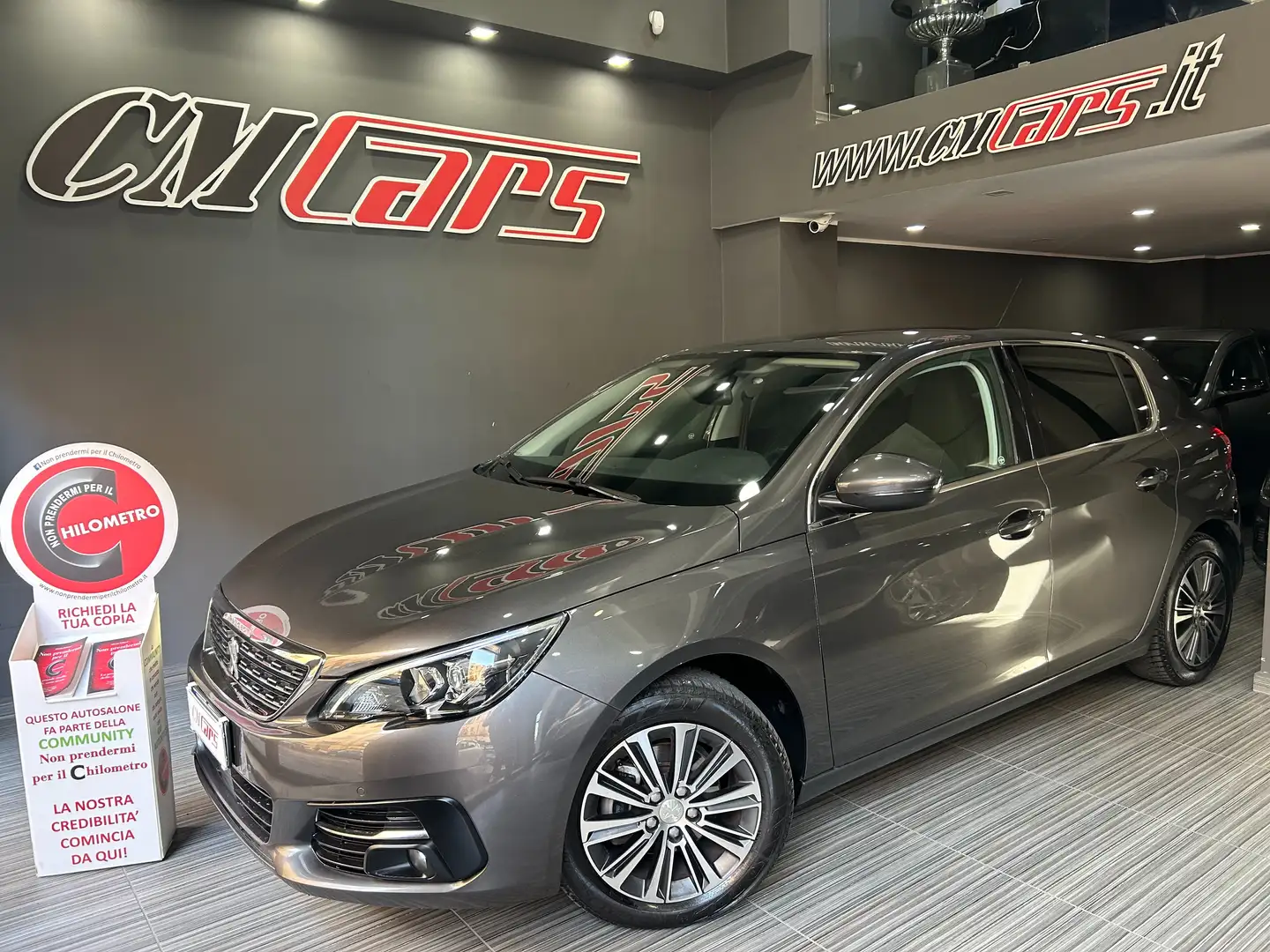 Peugeot 308 1.2 Benzina 130cv Allure Pack ITALIANA +Navi Grau - 1