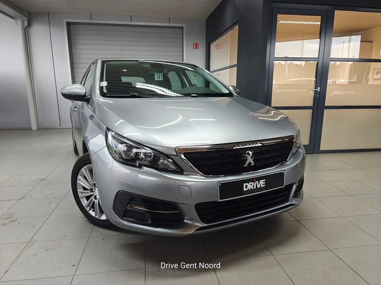 Peugeot 308 PureTech S&S Style Gris - 2