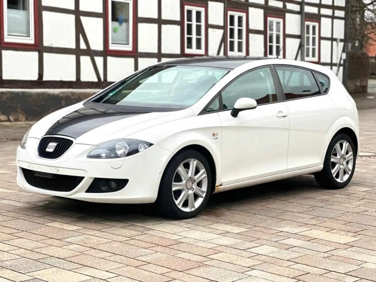 SEAT Leon Leon 1.4 TSI Reference Weiß - 1