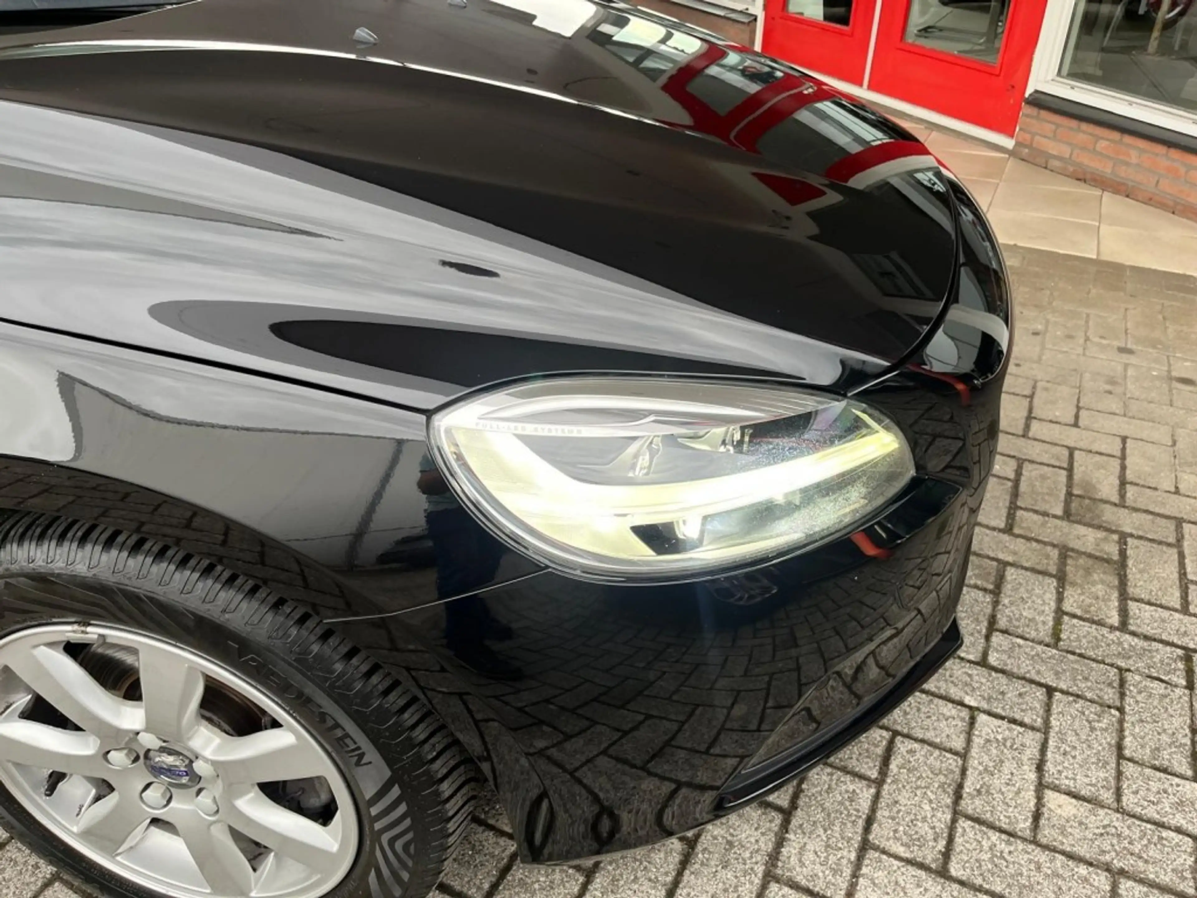 Volvo V40 2.0 T2 122 PK Navi Led koplampen Bluetooth St — photo 17