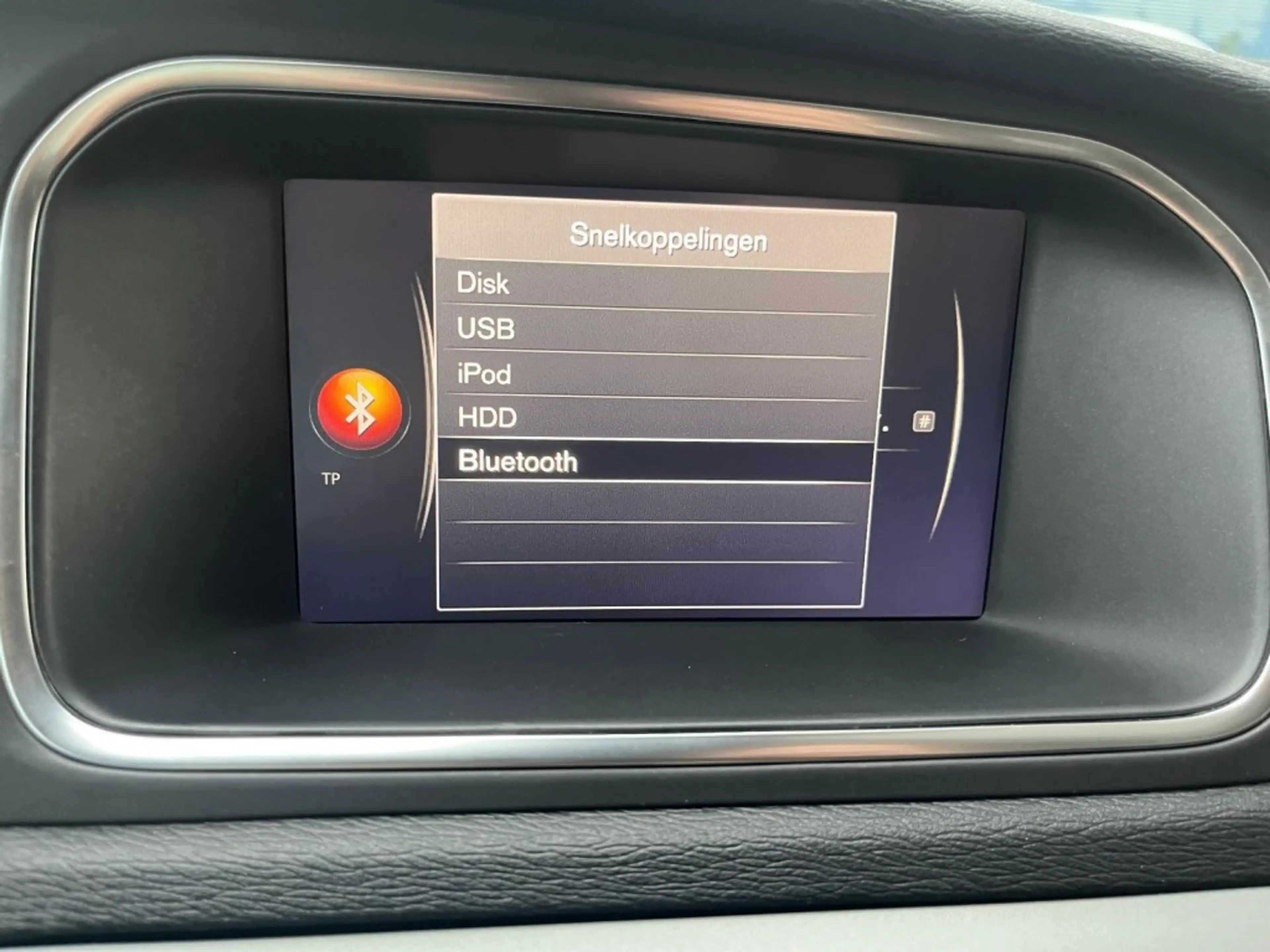 Volvo V40 2.0 T2 122 PK Navi Led koplampen Bluetooth St — photo 9