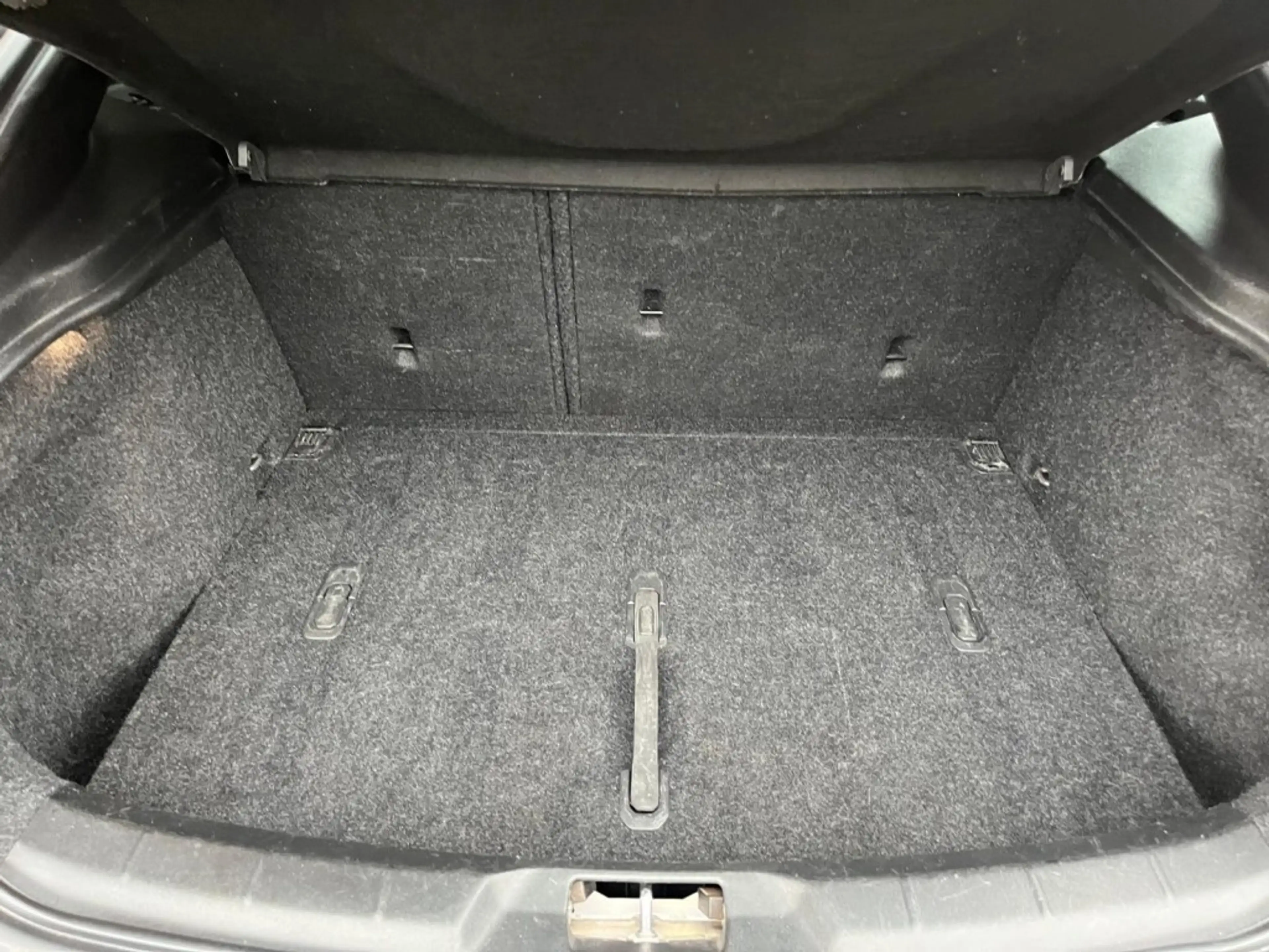 Volvo V40 2.0 T2 122 PK Navi Led koplampen Bluetooth St — photo 16