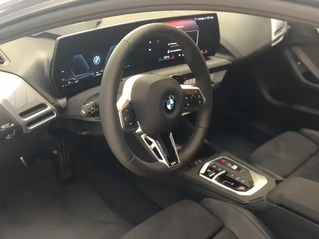 BMW M view 6