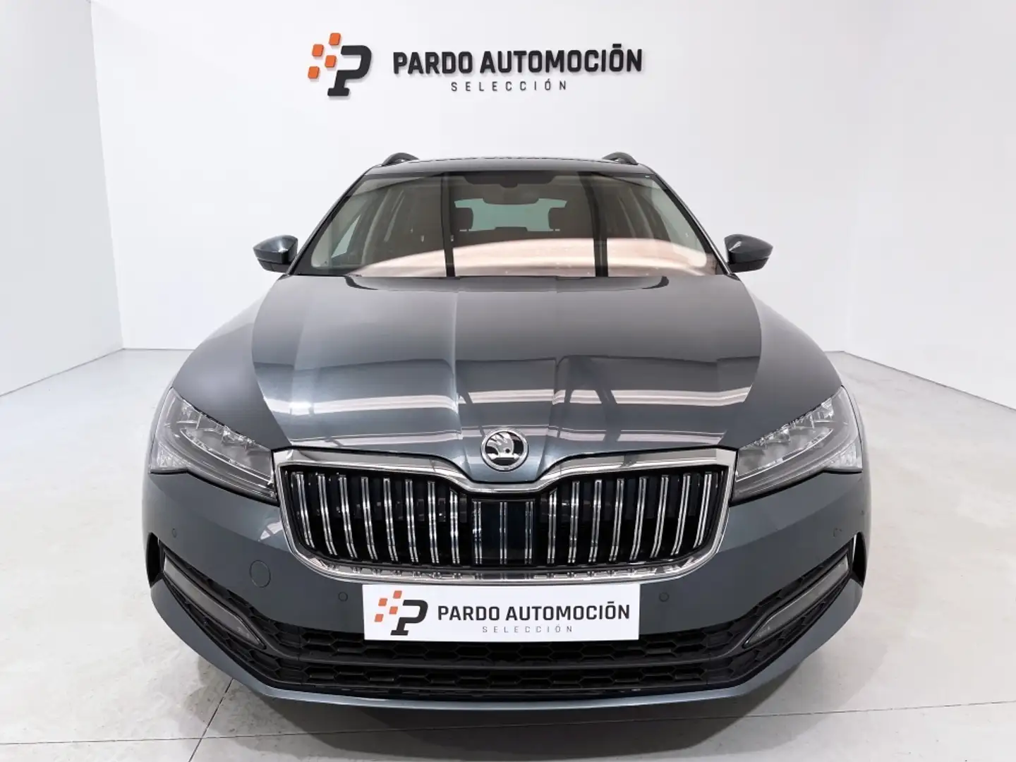 Skoda Superb 2.0TDI AdBlue Style DSG 110kW Gris - 2