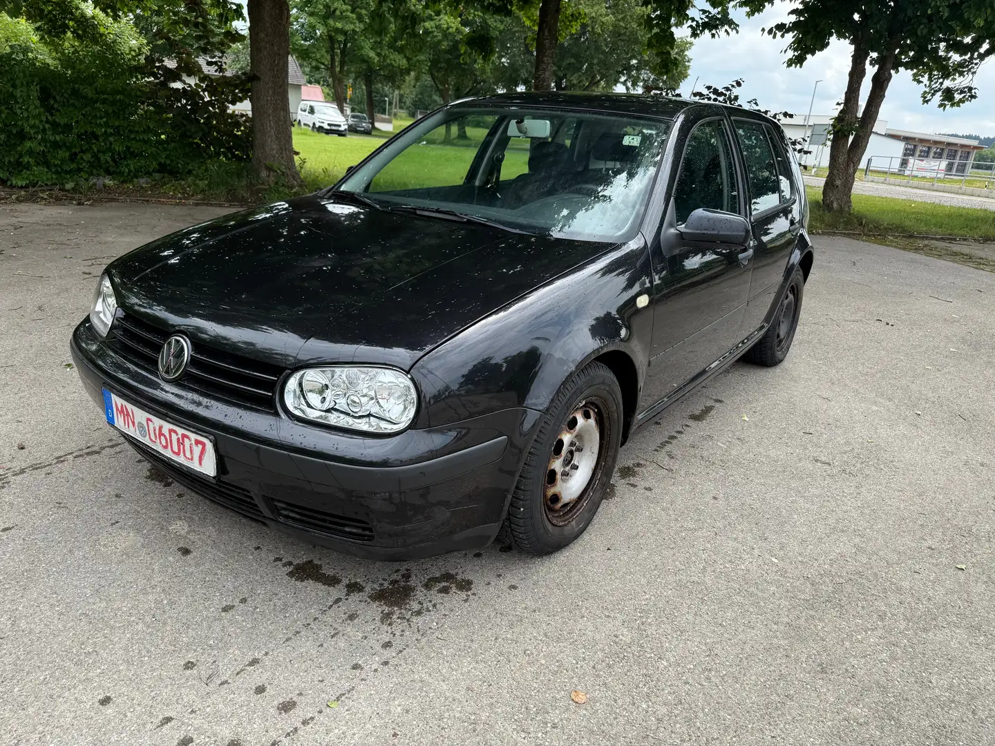 Volkswagen Golf Schwarz - 2