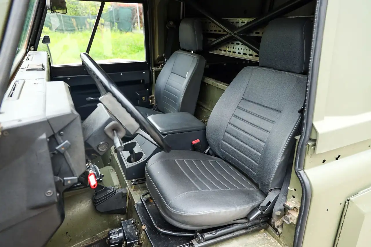 Land Rover Defender 90 3.5 V8 Fam County SW, foto 7