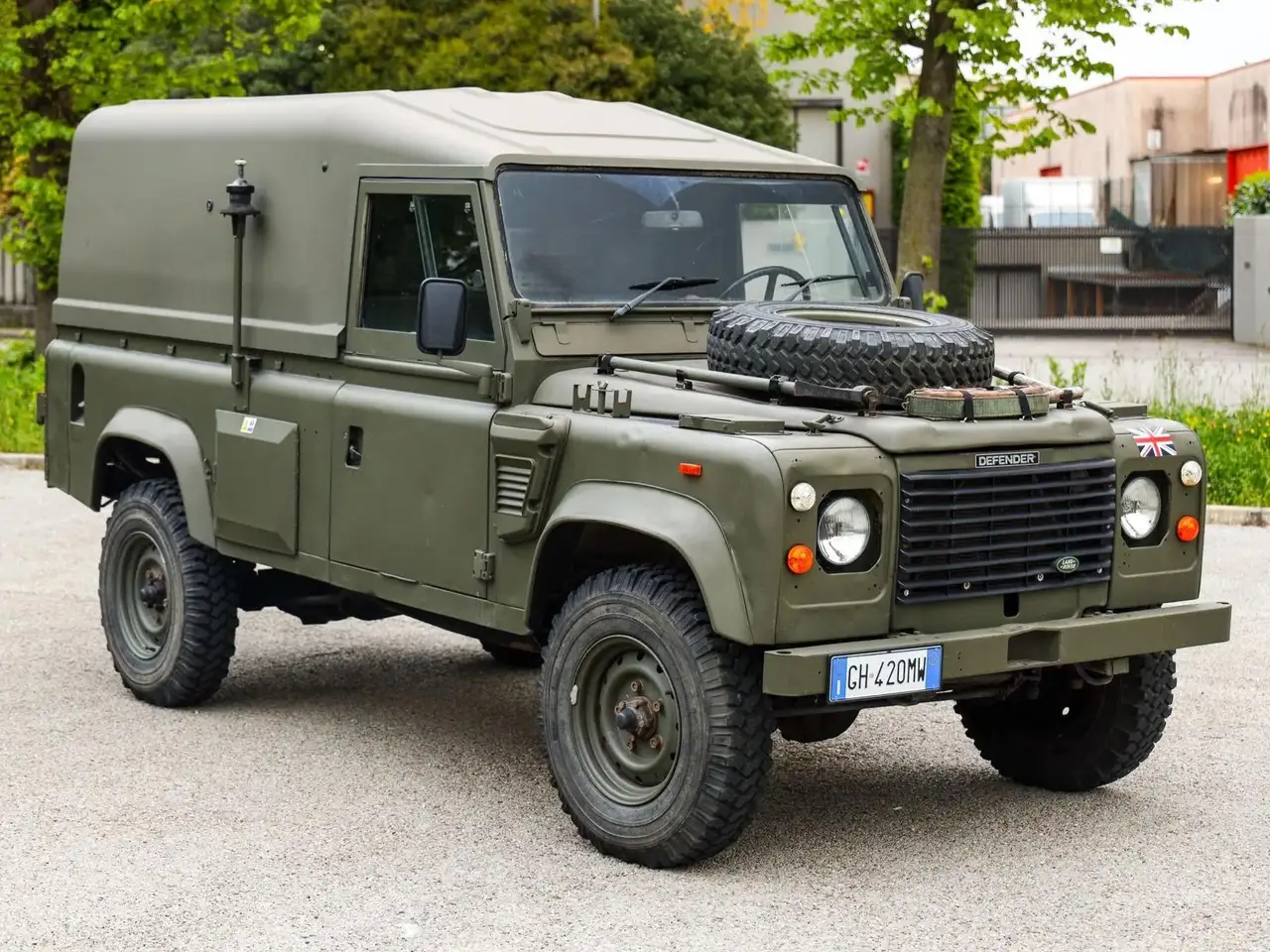 Land Rover Defender 90 3.5 V8 Fam County SW, foto 1