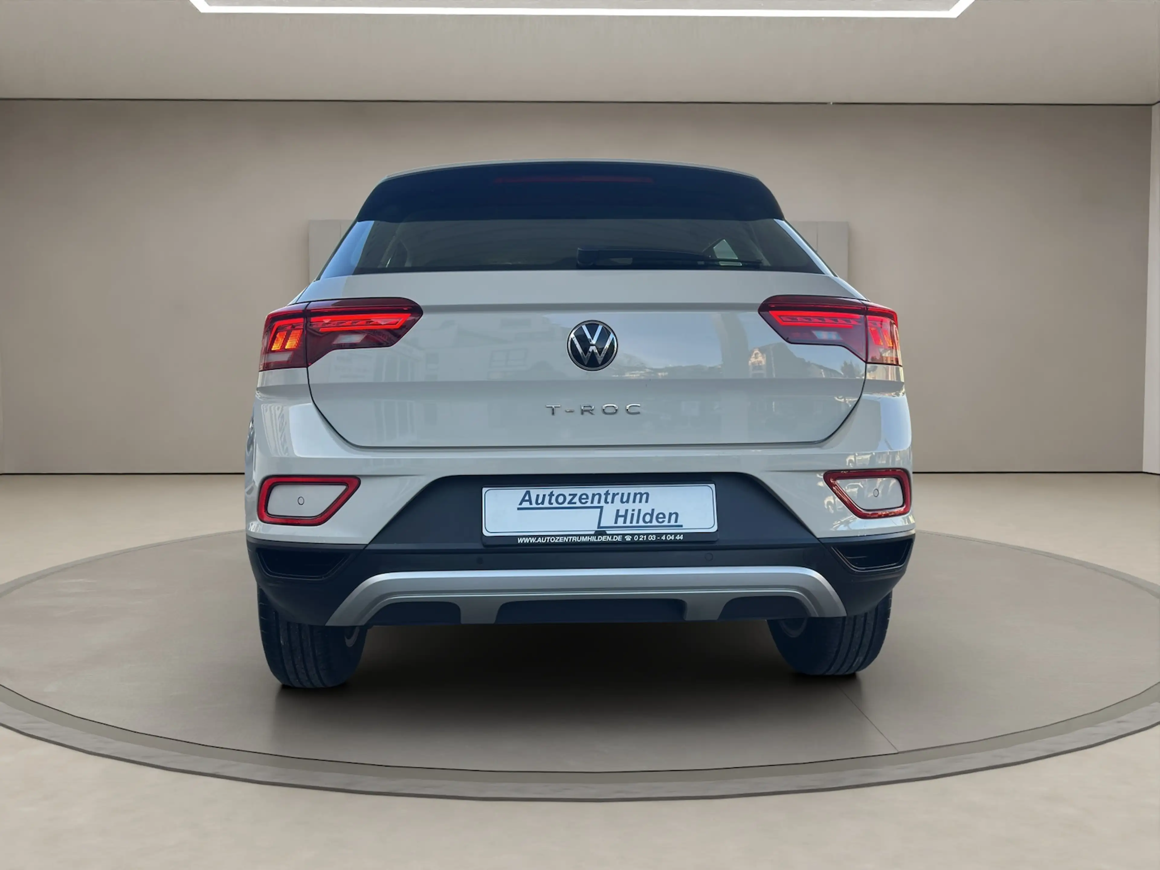 Volkswagen T-Roc 2,0 TDI Life LED Alu PDC 1 HD TOP — photo 4