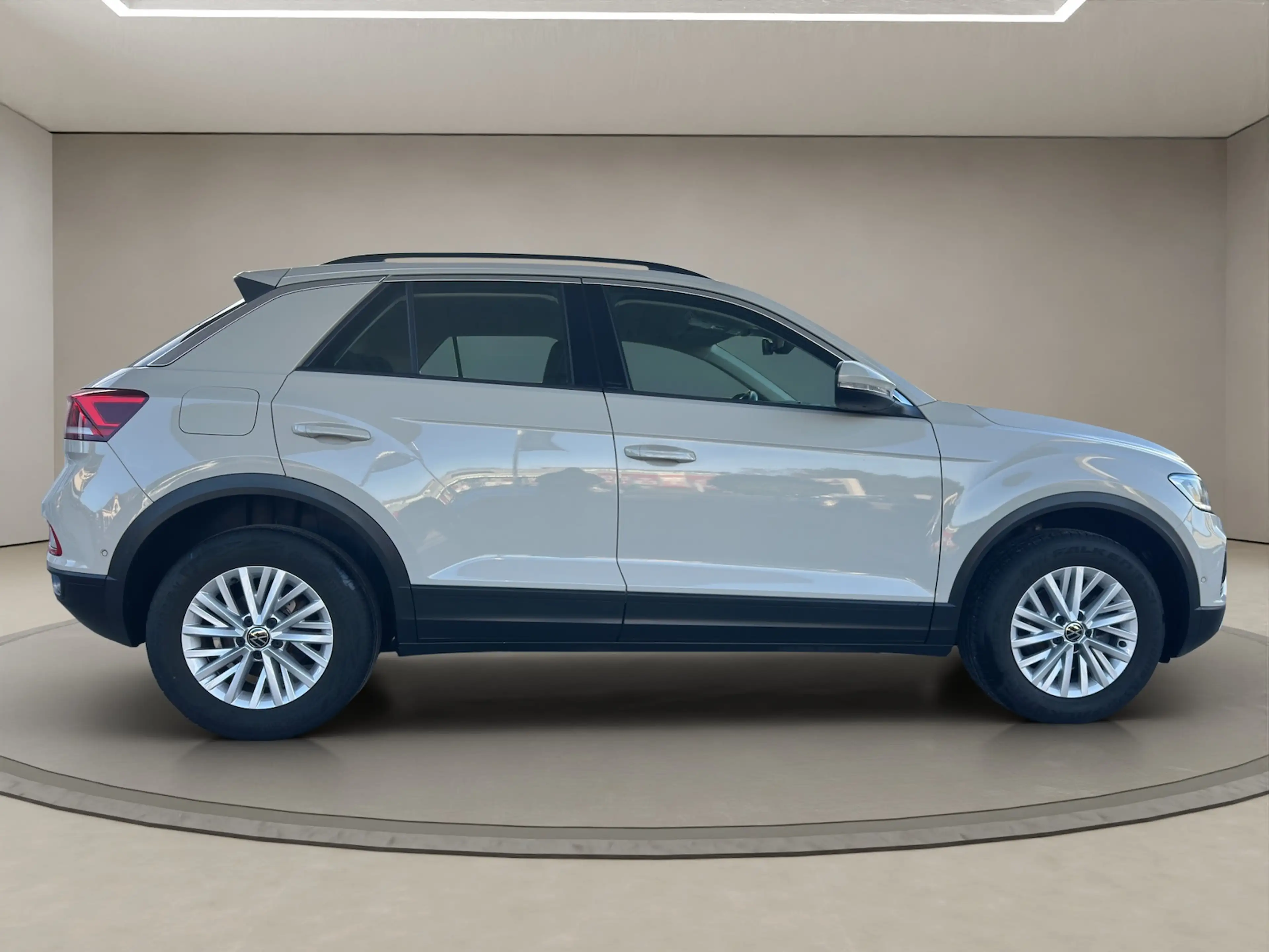 Volkswagen T-Roc 2,0 TDI Life LED Alu PDC 1 HD TOP — photo 6