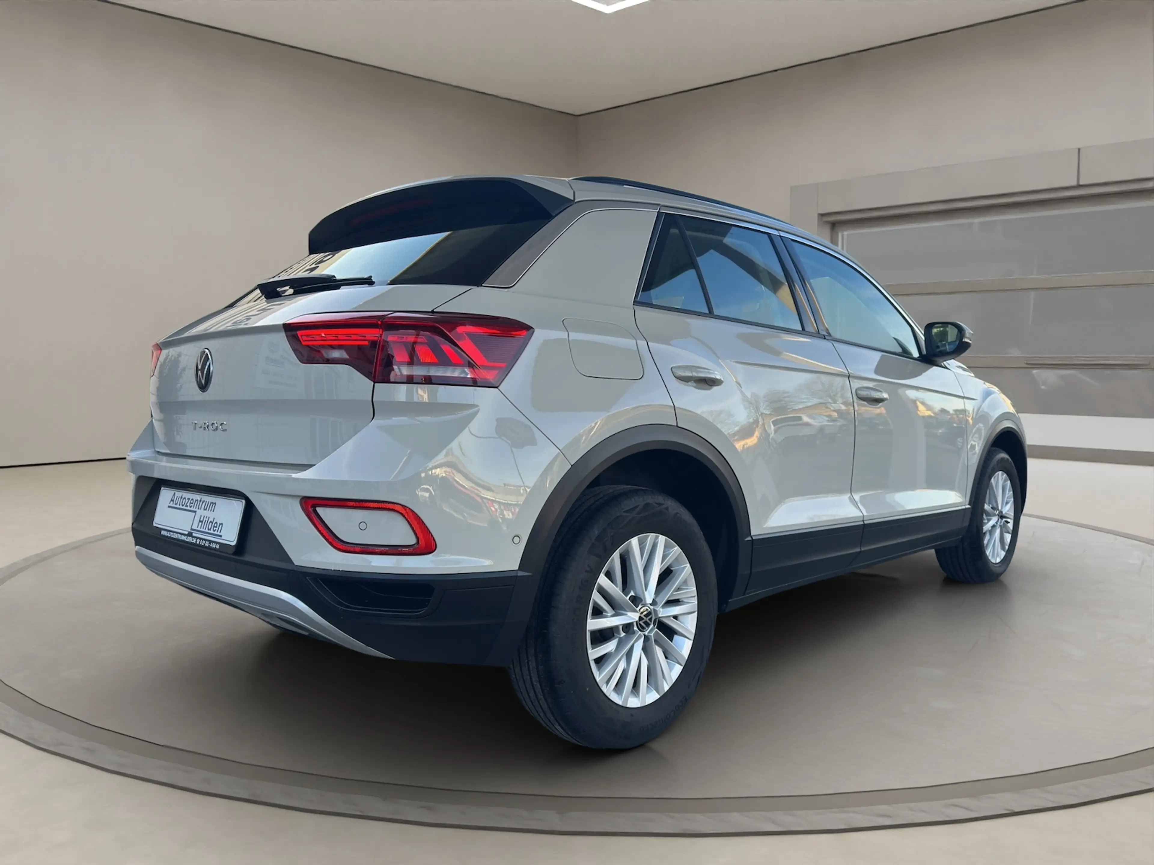 Volkswagen T-Roc 2,0 TDI Life LED Alu PDC 1 HD TOP — photo 5
