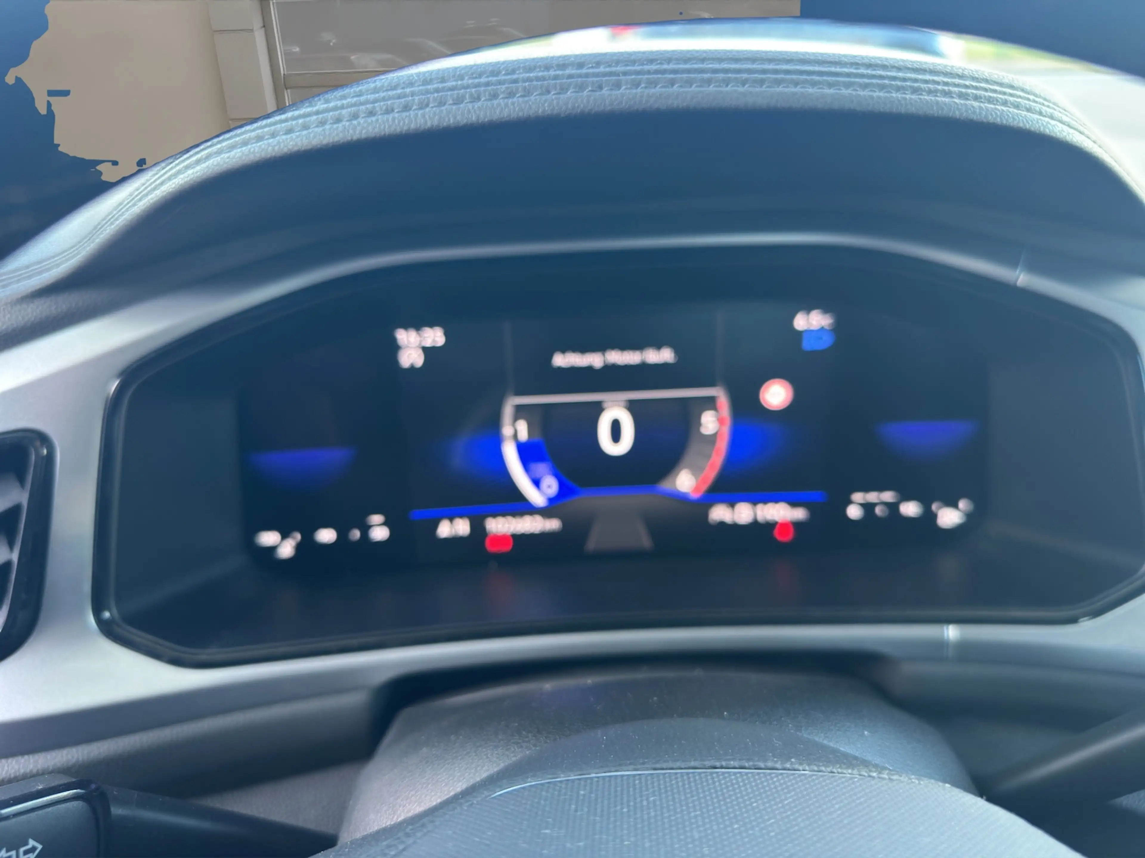Volkswagen T-Roc 2,0 TDI Life LED Alu PDC 1 HD TOP — photo 15
