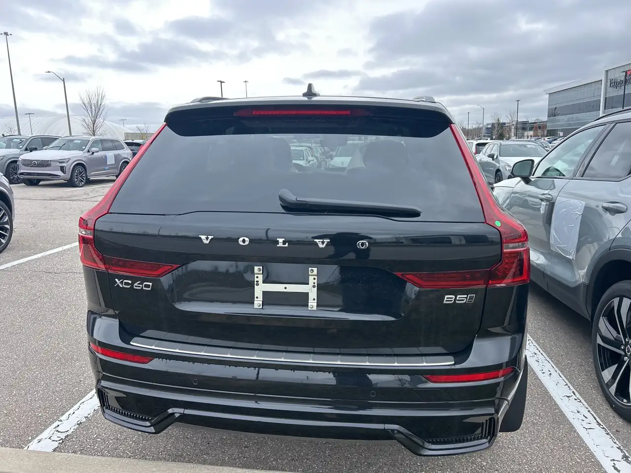 Volvo XC60 снимка Volvo XC60