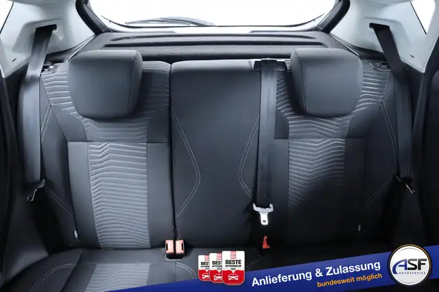Ford Fiesta view 25