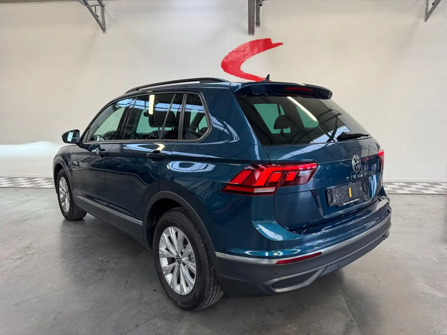 Volkswagen Tiguan Tiguan 1.5 TSI DSG Bleu - 2