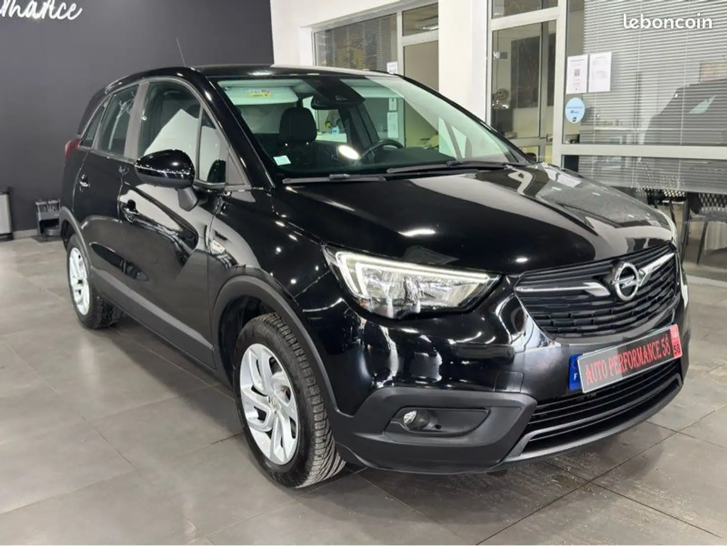 Opel Crossland X 1.2 Turbo 110 ch Innovation garantie 24 mois Moteur neuf 4000km GPS Apple CarPlay Climatisation auto Regulateur de vitess Noir - 2