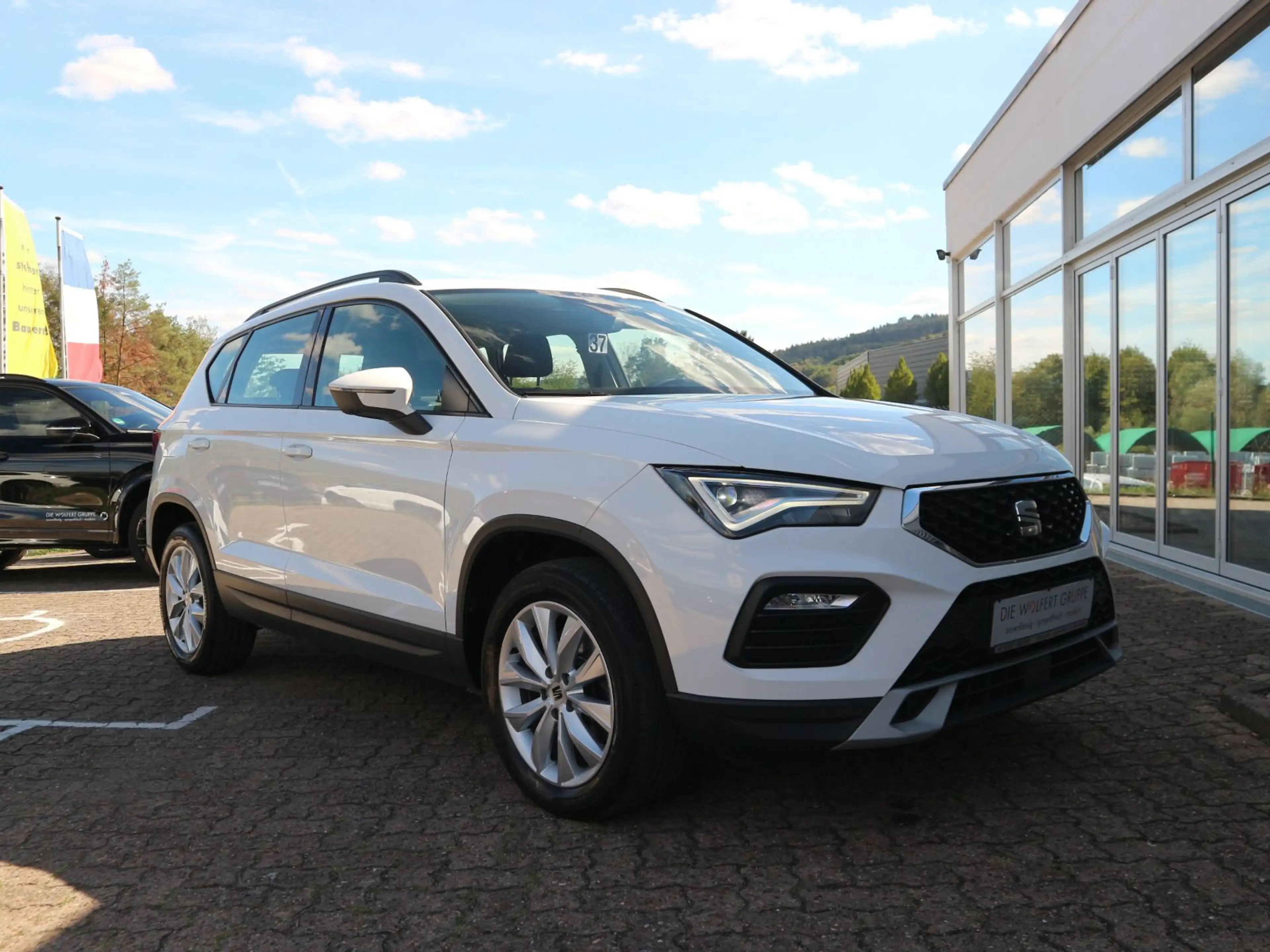 SEAT Ateca Style 2.0 TDI DSG AHK RFK NAVI LED — photo 7