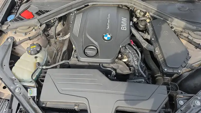 BMW 2 Series view 15