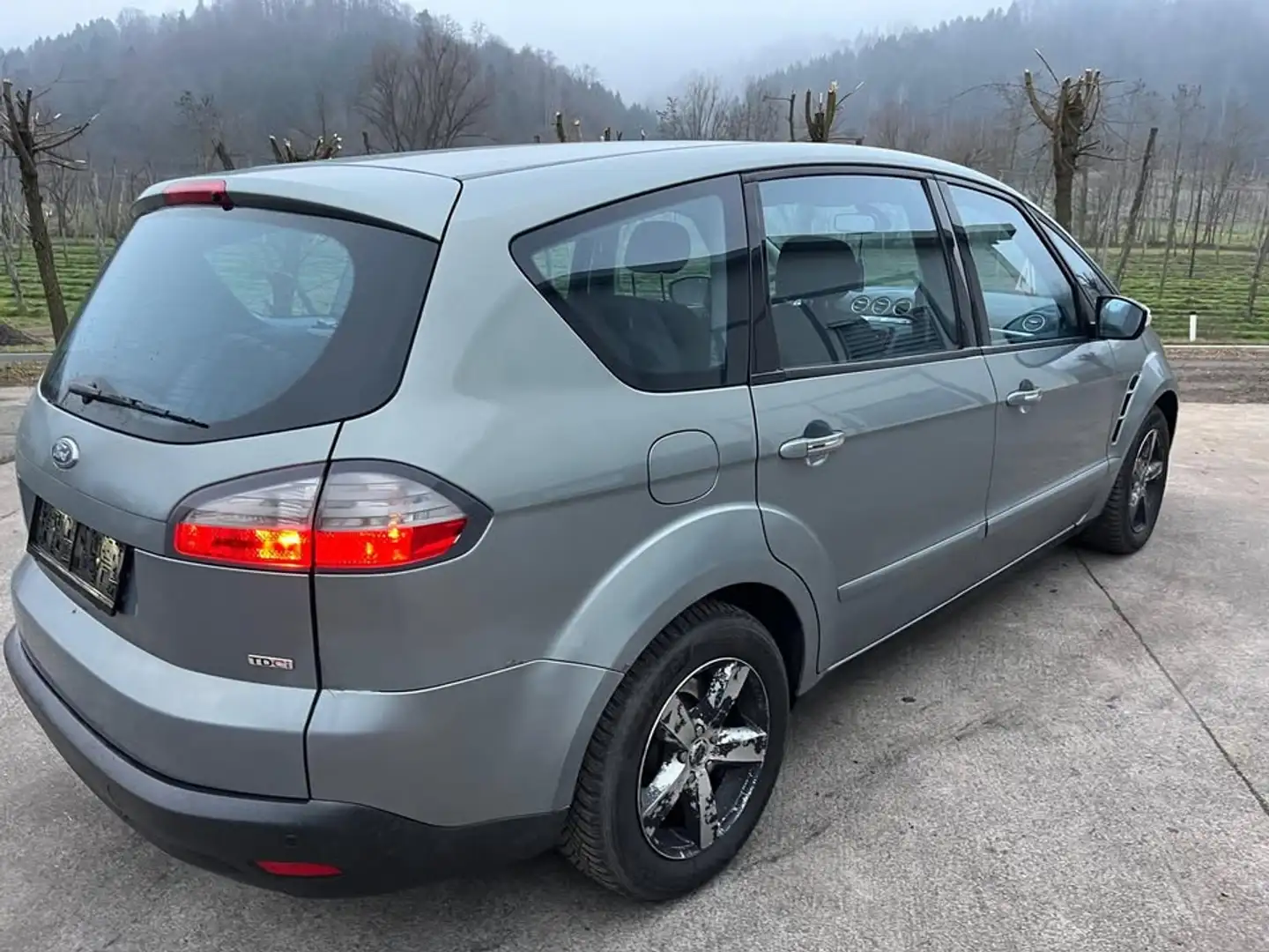 Ford S-Max S-MAX Titanium 2,0 TDCi DPF Titanium Grau - 2